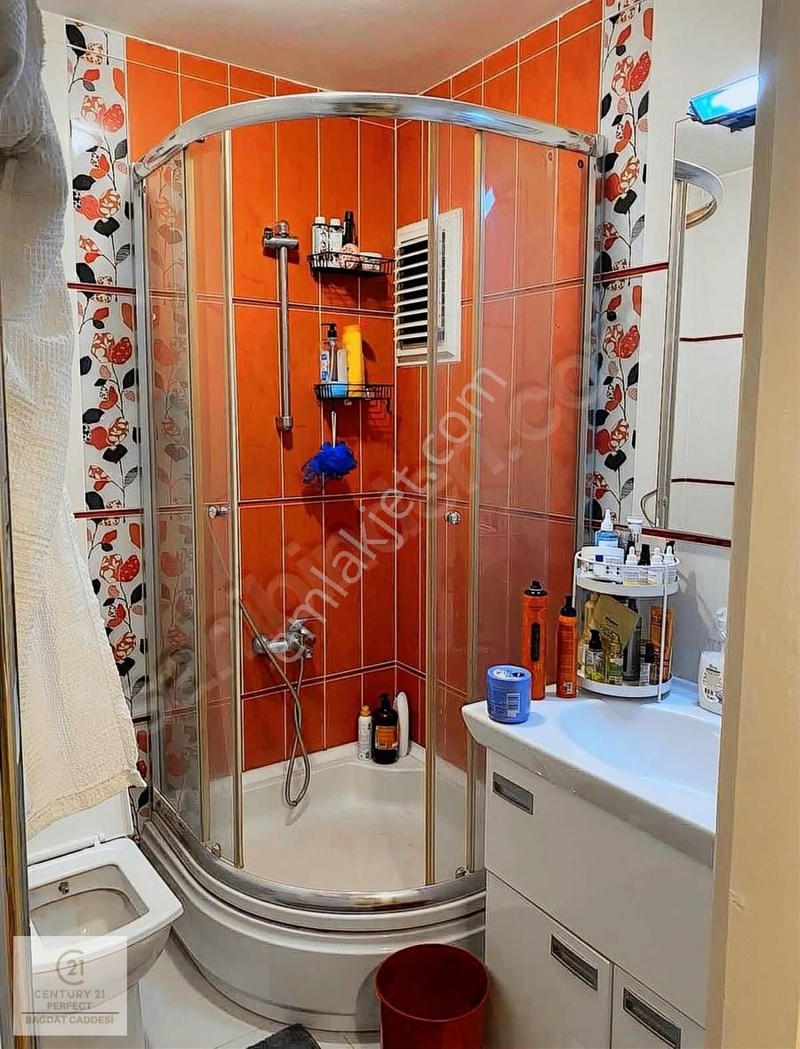 Beşiktaş, Muradiye Mahalesi 2+1 Satılık Arakat Daire - Görsel 4