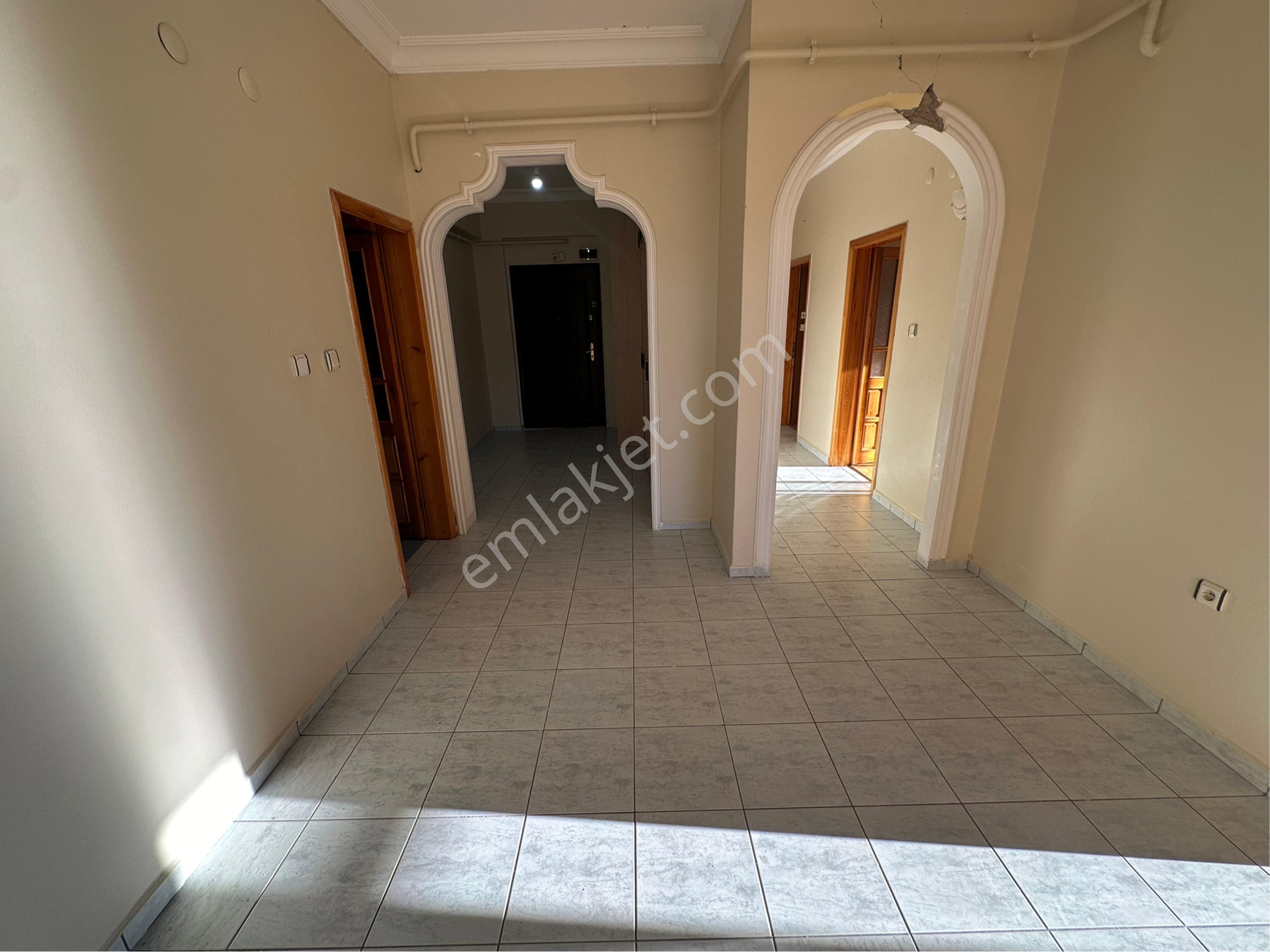 Battalgazi İpek Caddesin’de 3+1 Asansörlü Kiralık Daire