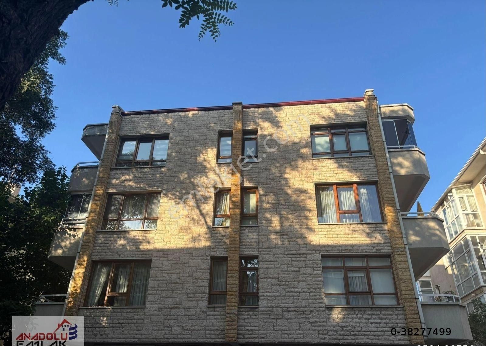 Bahçelievlerde Genç Binada 3+1 Teras Kullanımlı Lüx Bahçekatı