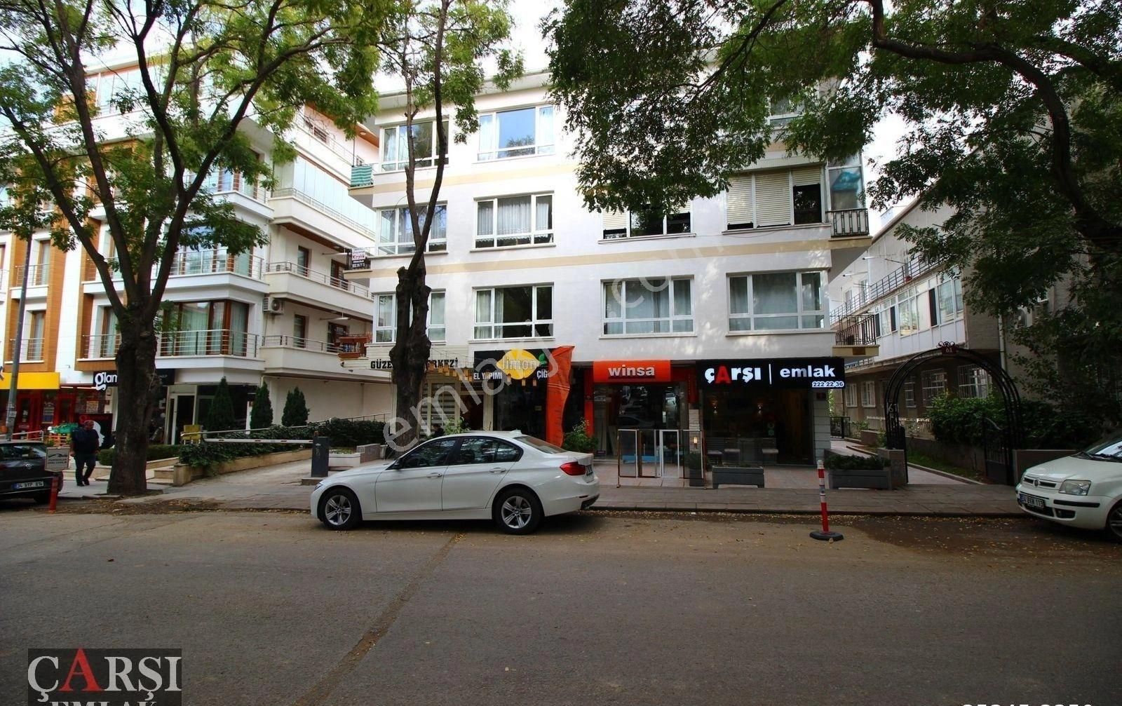 Çarşı"dan Cadde Üzerinde Ön Cephede Geniş Katta 3+1 Yapılı Daire