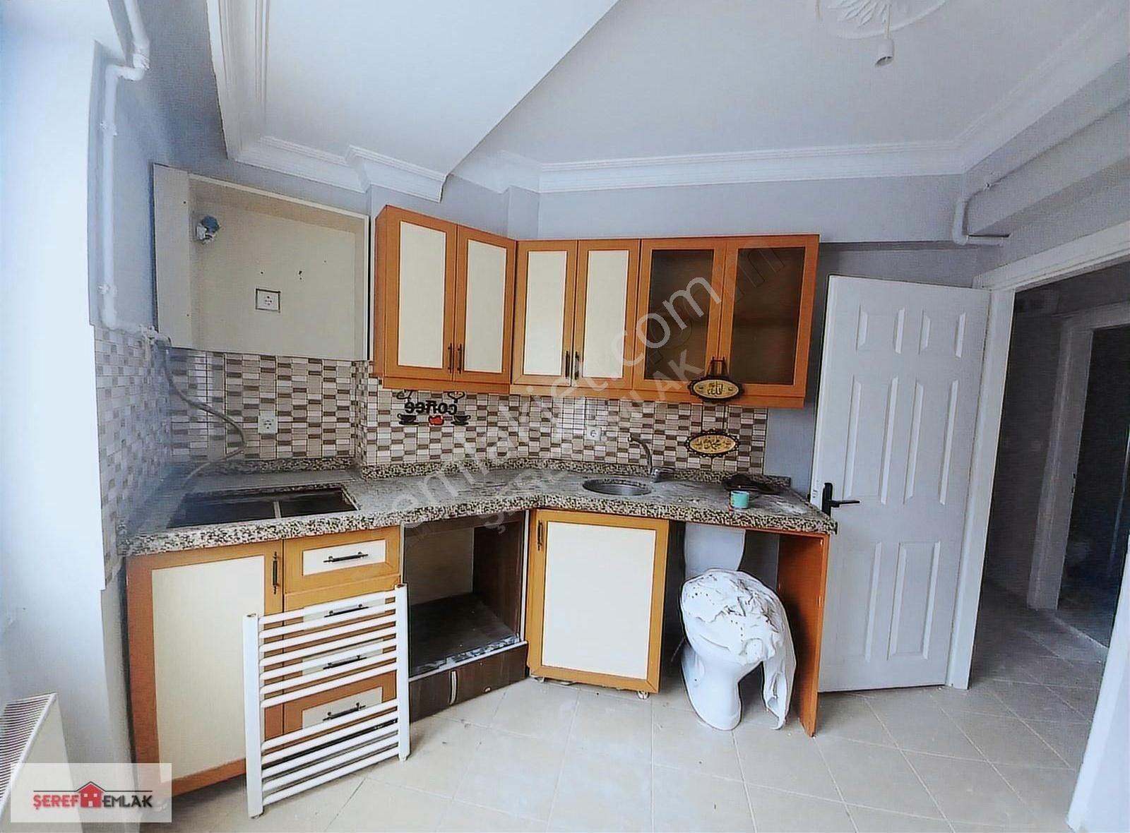 Şeref Emlak Kiralık Daire 15.000 Tl