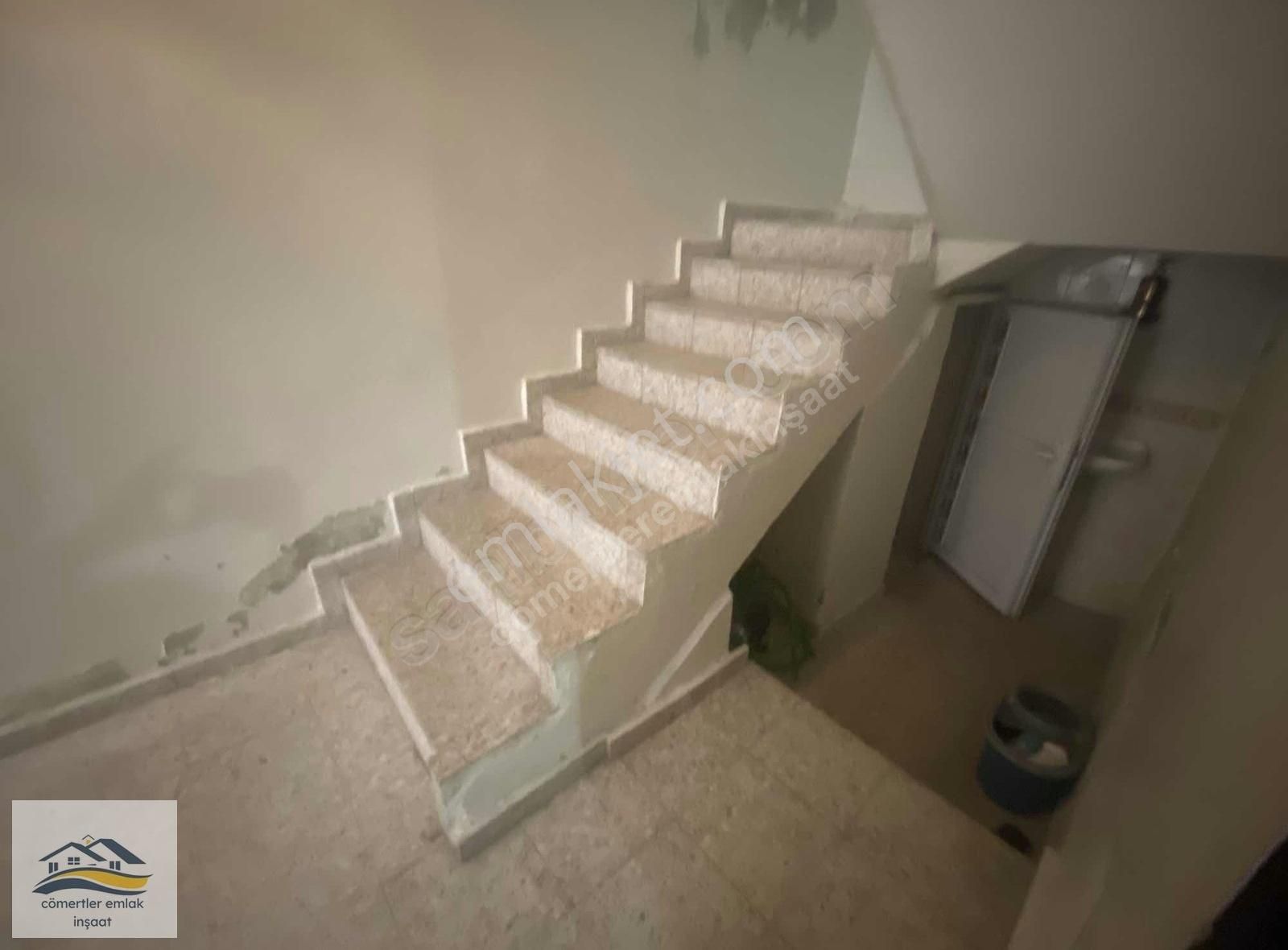 75.yılda. 100m 2 Katlı.3 Er Odalı, Doğalgazlı. Temiz Ev - Görsel 28