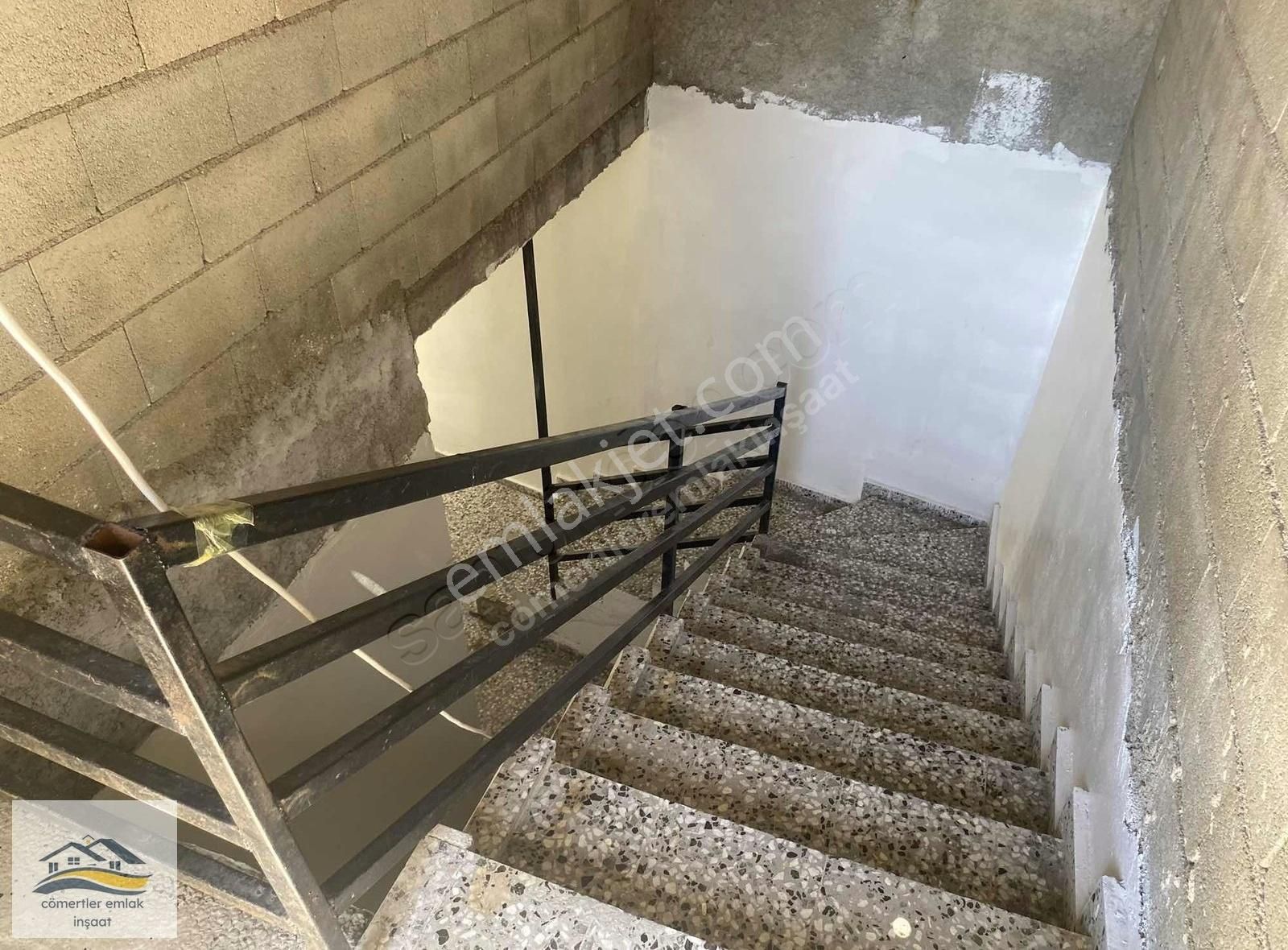 Ulaş Da 100m 2 Katlı.köşebaşı Çok Temiz Ev