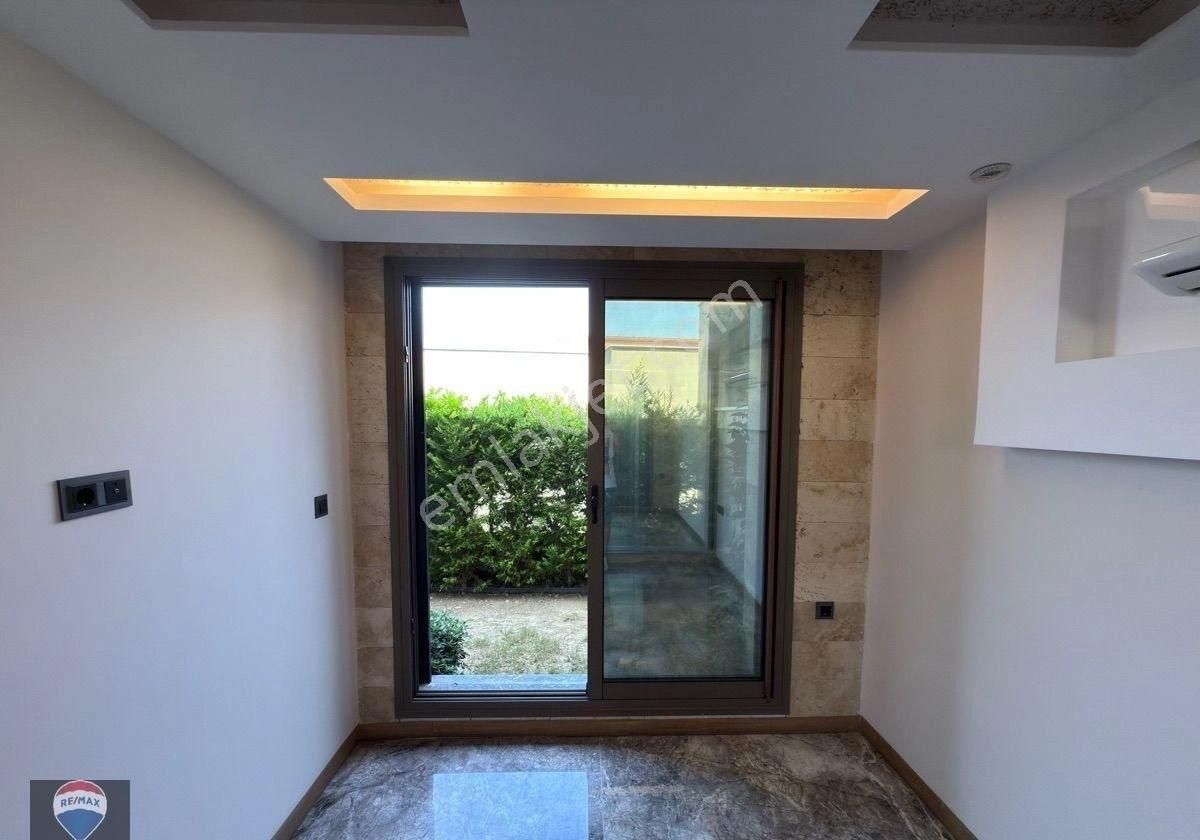 Kadınlar Denizi İnfinity Luxury Villalarında Satılık Deniz Manzaralı Villa - Görsel 33