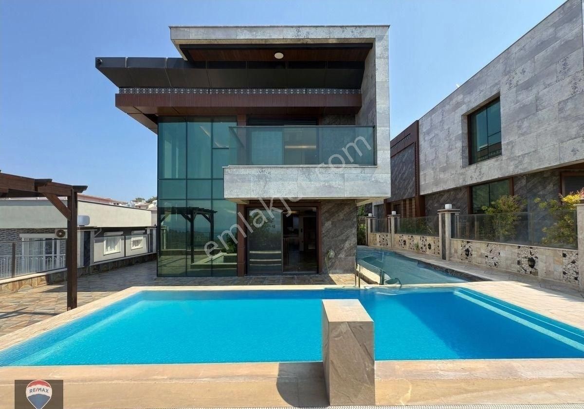 Kadınlar Denizi İnfinity Luxury Villalarında Satılık Deniz Manzaralı Villa - Görsel 34