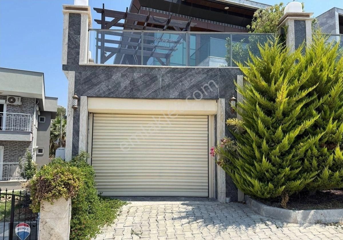 Kadınlar Denizi İnfinity Luxury Villalarında Satılık Deniz Manzaralı Villa - Görsel 22