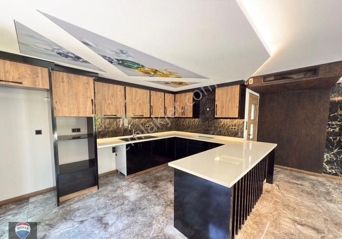 Kadınlar Denizi İnfinity Luxury Villalarında Satılık Deniz Manzaralı Villa - Görsel 27