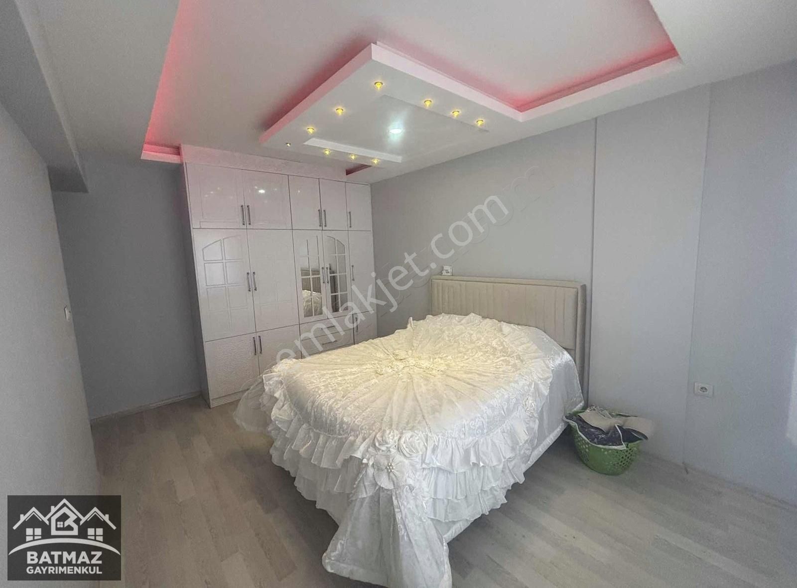 Batmaz Emlaktan Alparslan'da Satılık 3+1 Daire - Görsel 19