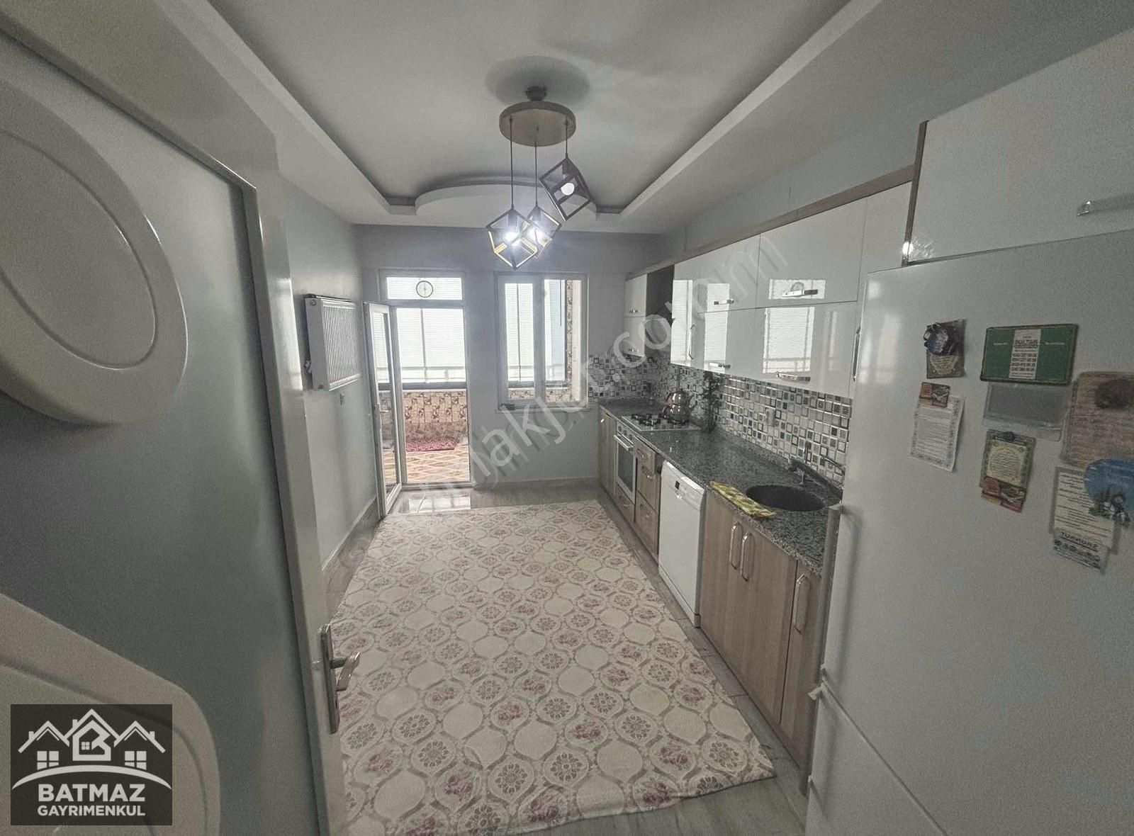 Batmaz Emlaktan Alparslan'da Satılık 3+1 Daire - Görsel 8