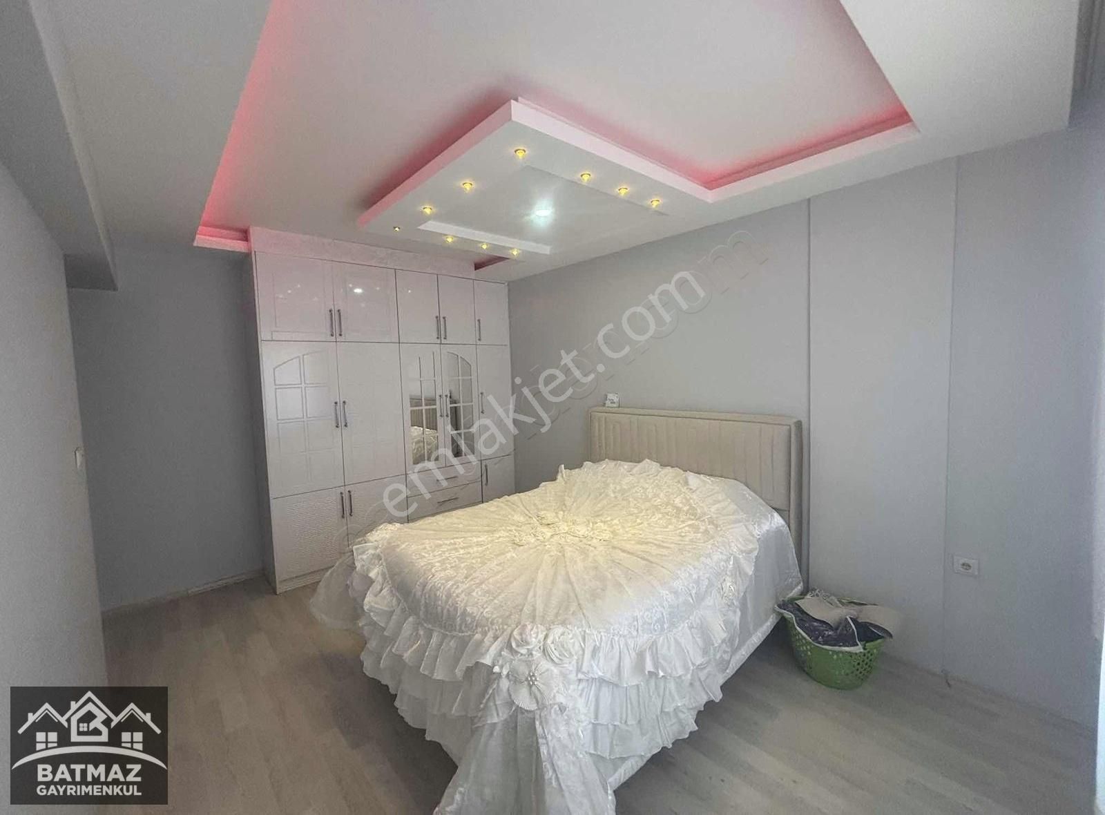 Batmaz Emlaktan Alparslan'da Satılık 3+1 Daire - Görsel 12