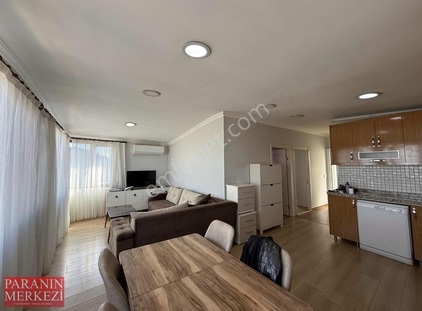 Kurtuluş Caddesi_ful Sıfır Eşyalı-lüks 2+1 Daire_metro 10dk