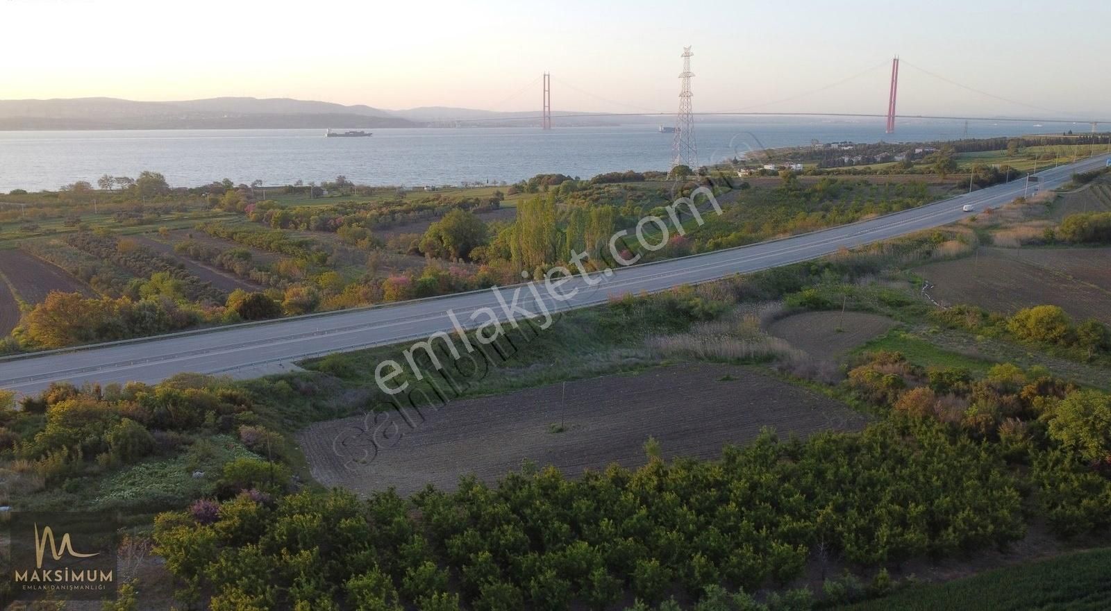 Çanakkale Lapseki Suluca'da Asfalta Cephe Satılık Tarla