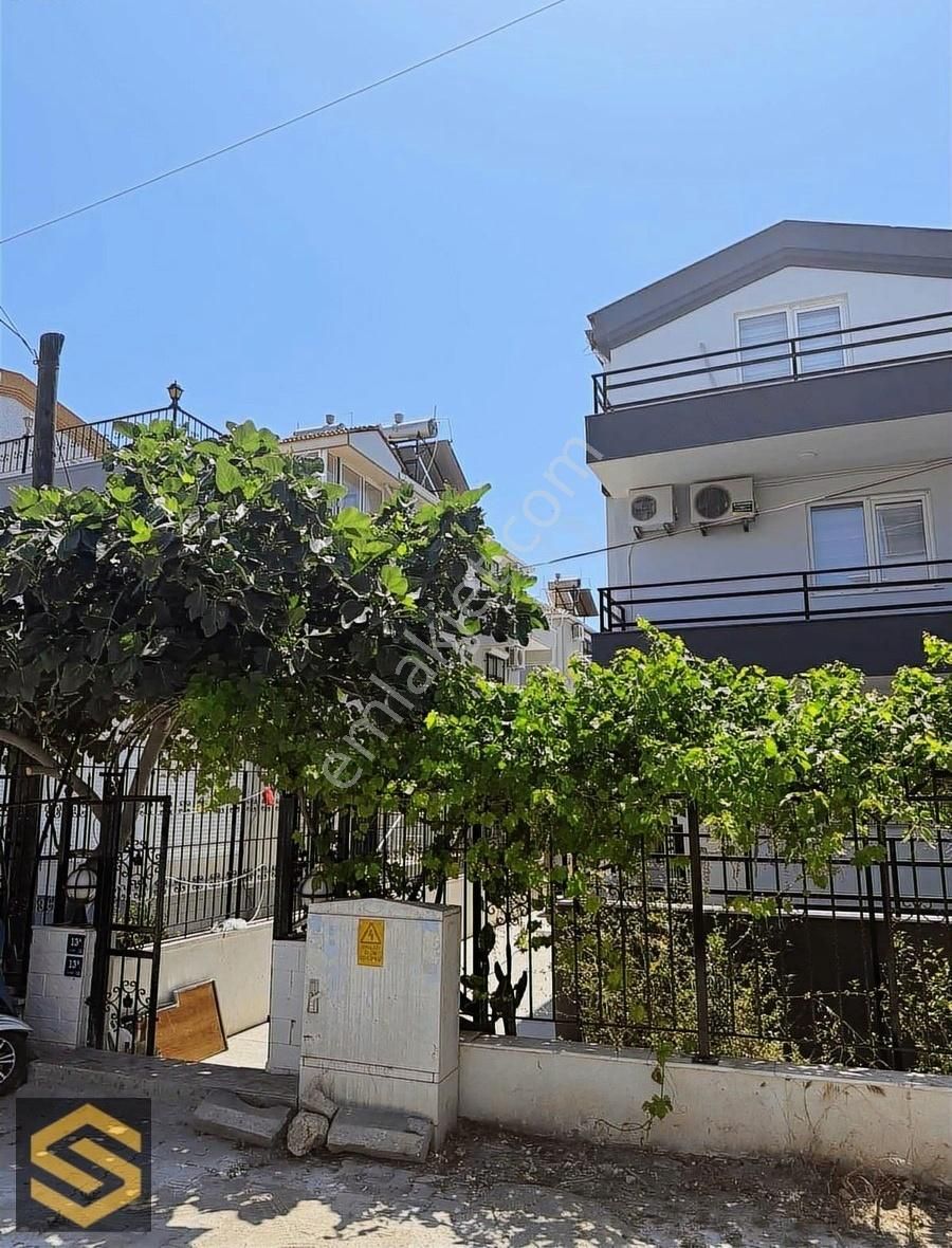 Didim Altınkum Sahile 400 Metre 4+1 Ayrı Mutfak Eşyalı Villa