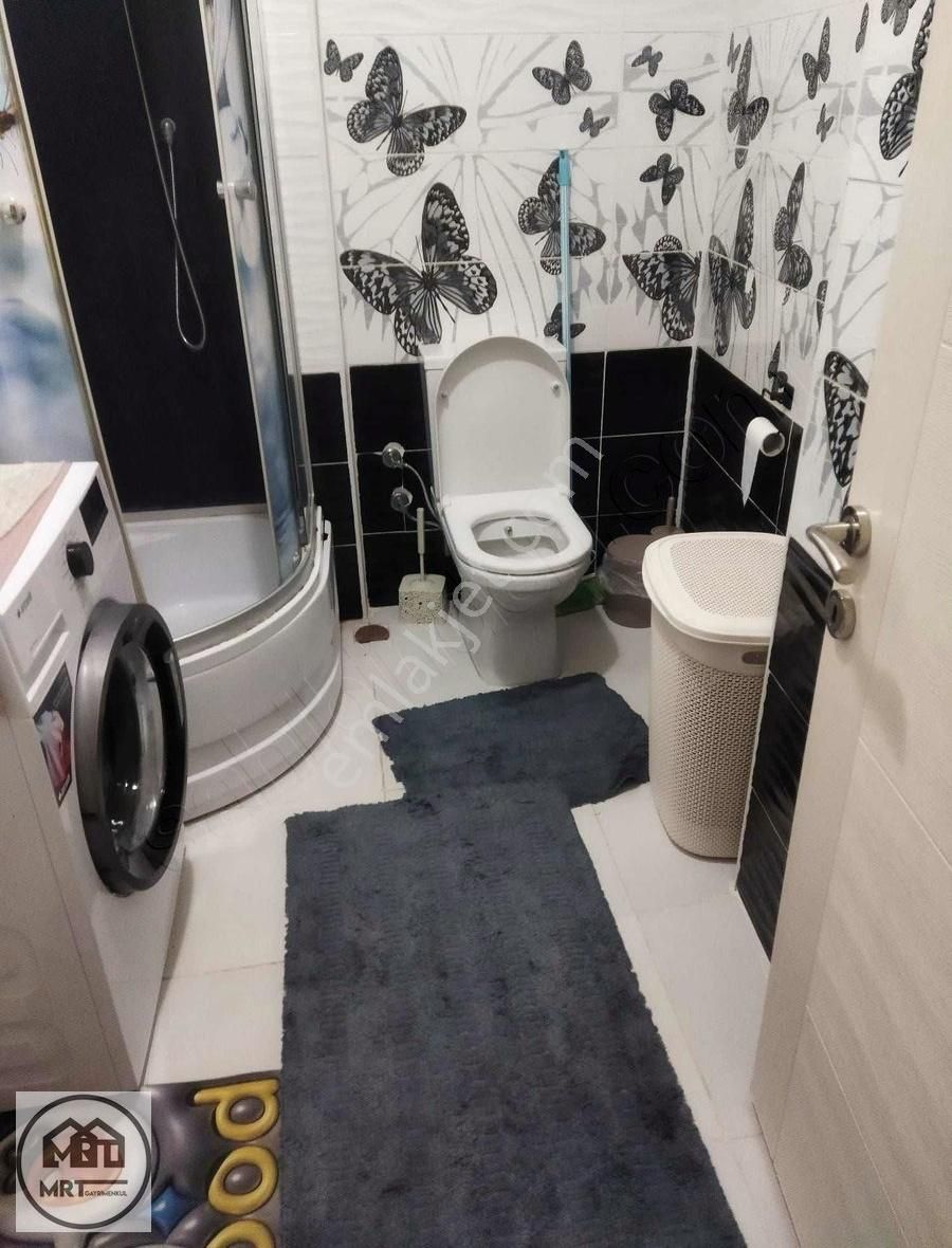 Mrt Gayrımenkul'den İstiklal Mah Kiralık 3+1 Daire