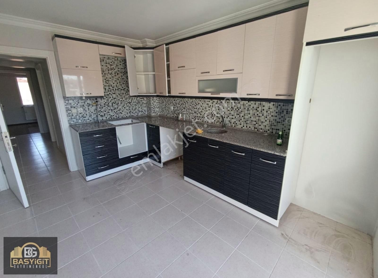 İnönü Mh.belediye Yakını 2+1,98m2. Kiralık Daire