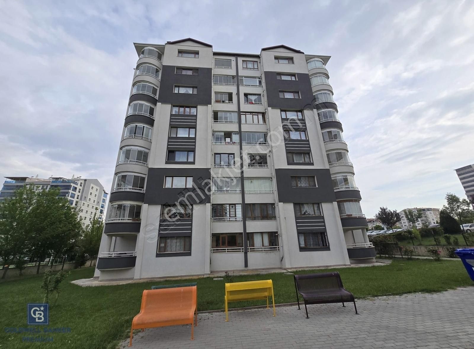 Batıkent Turgut Özal Mahallesi'nde Bakımlı 3+1 Satılık Daire