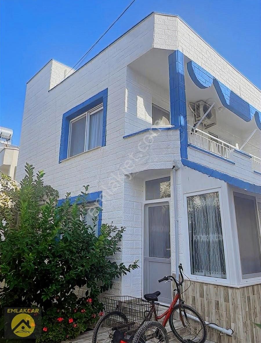Emlakcar Dan Mersinde Satılık Eşyalı Dubleks Yazlık
