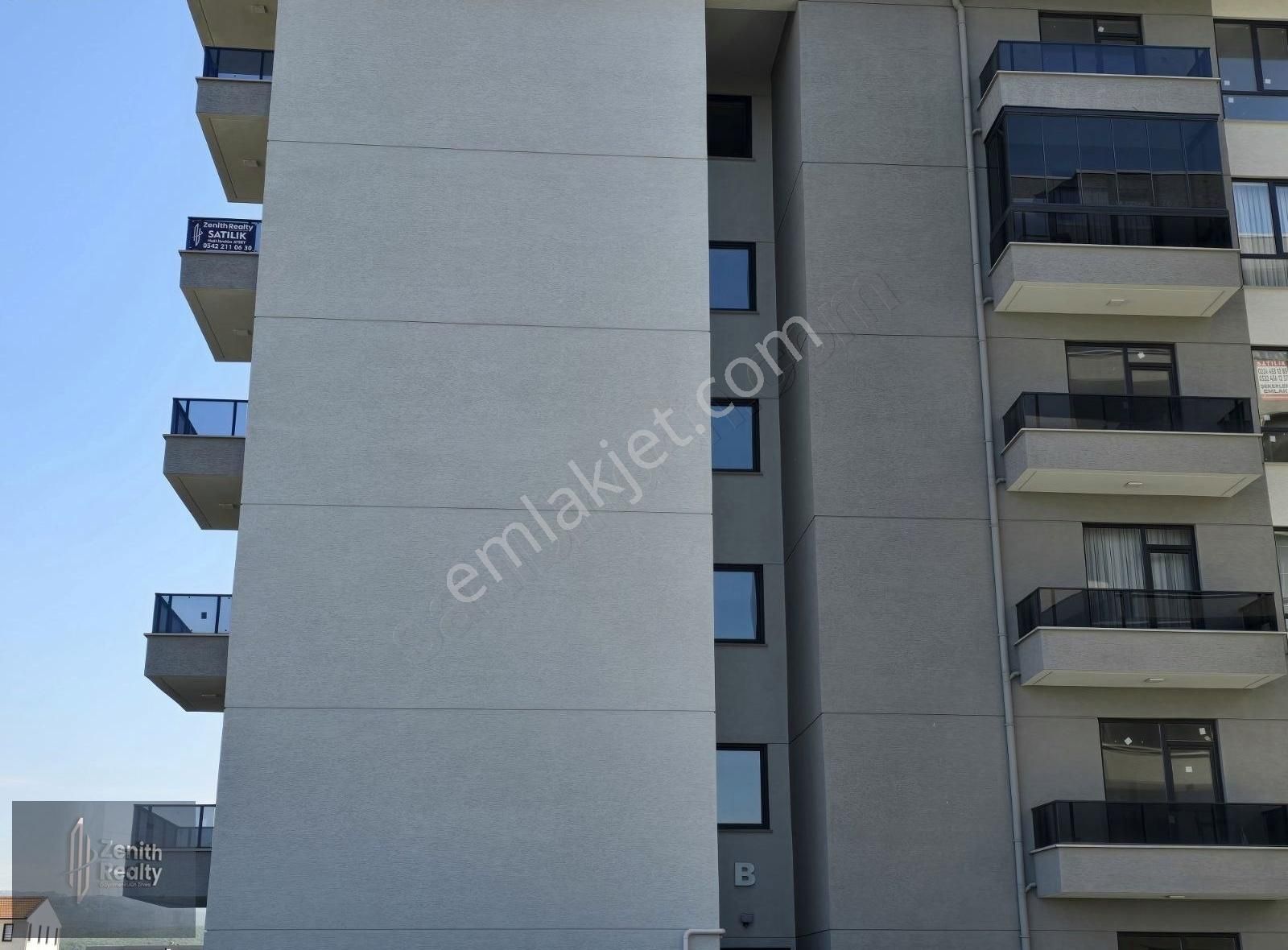 Kayapa Loca Sitesinde Sıfır 3+1 Arakat Satılık Daire