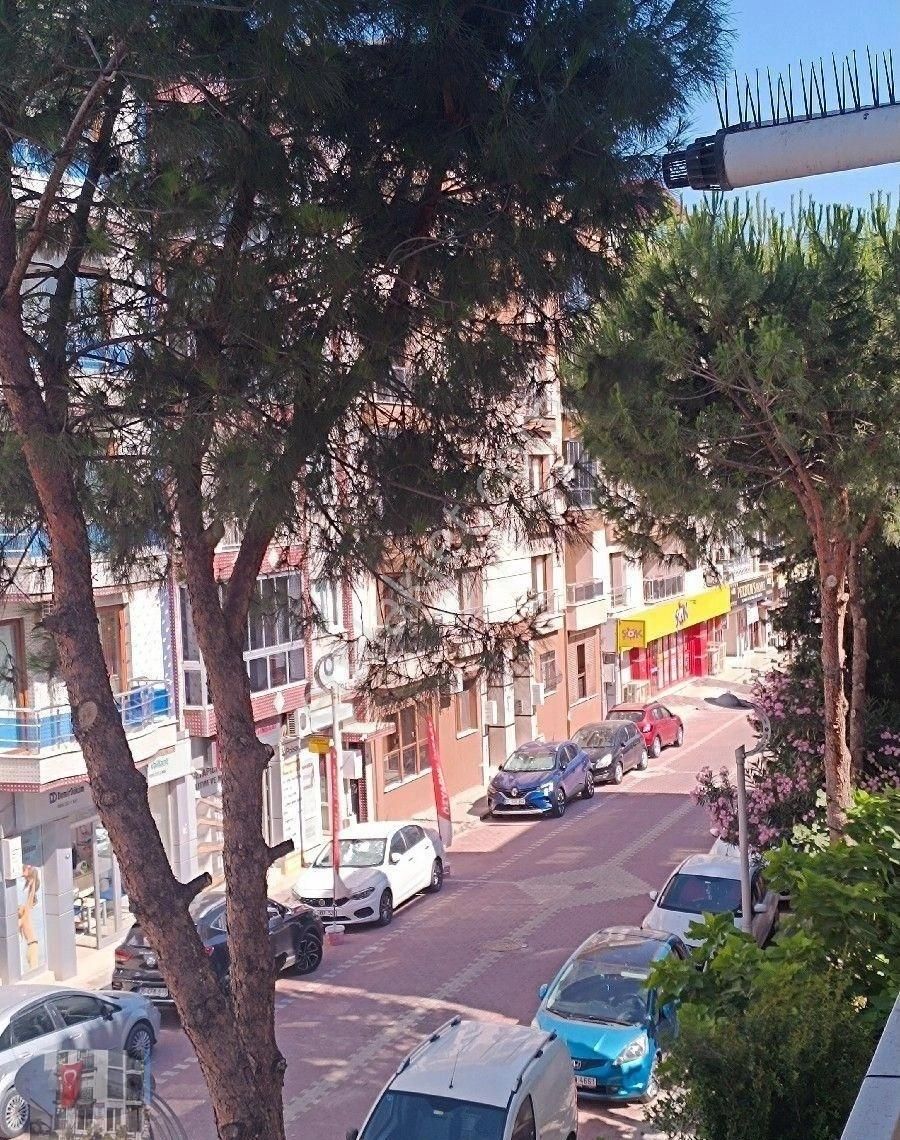 Esatpaşa Mah Kiralık 3+1 Doğalgazlı Klimalı Daire