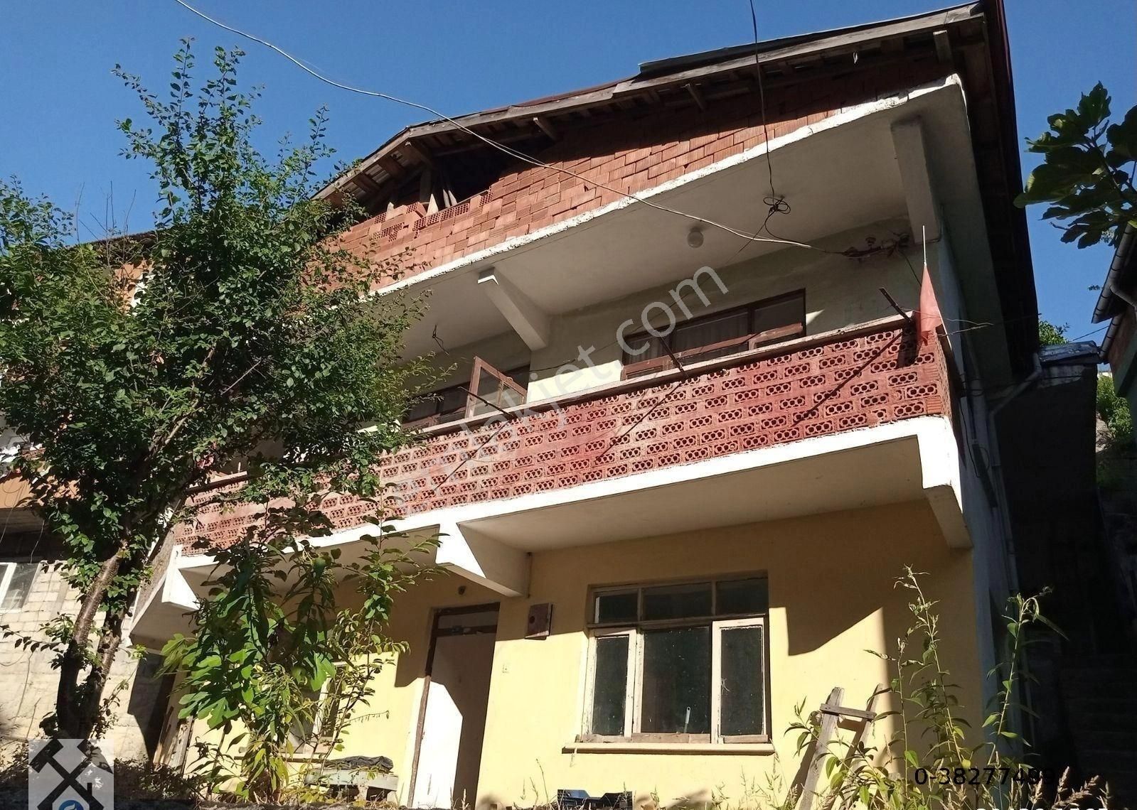 Çaydamar Mah.yol Kenarı Satılık İki Katlı Müstakil Ev - Görsel 23