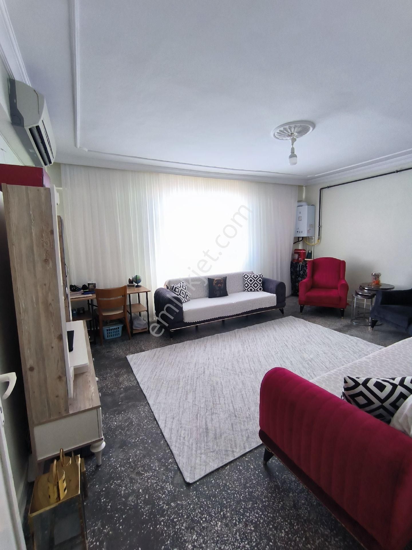 Bağlar Cuma Pazarı Bağlar Hastanesi Yanı