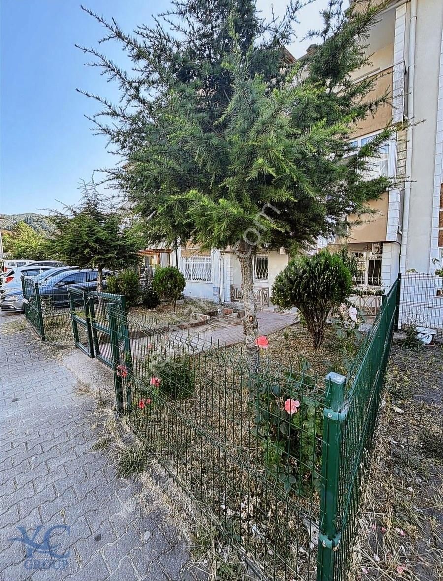 Kiralık İçi Yapılı Çok Temiz Saraylı Kalıcı Konut 3+1