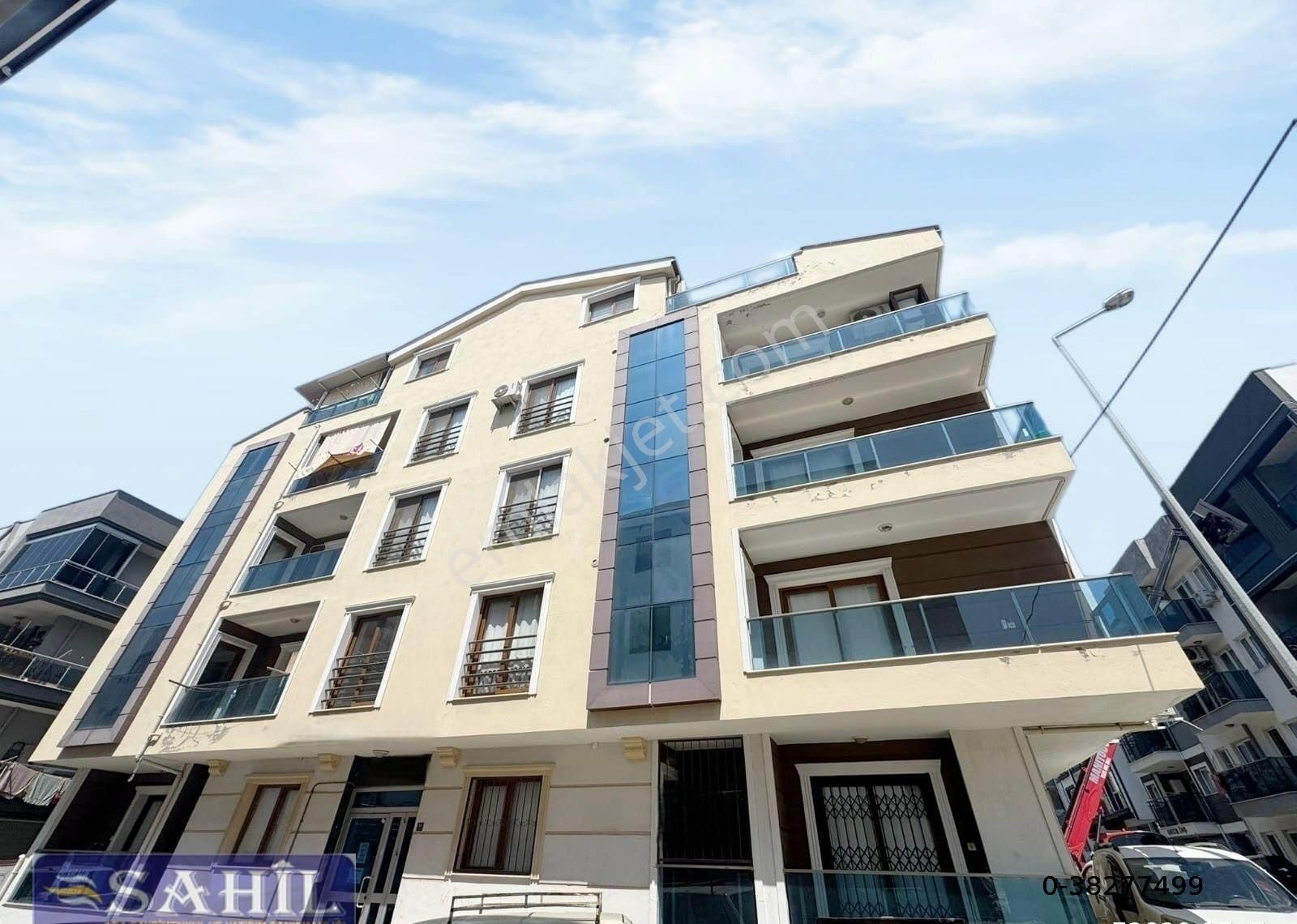 Kuşadası Davutlar Merkez Satılık Eşyalı 2+1 Daire