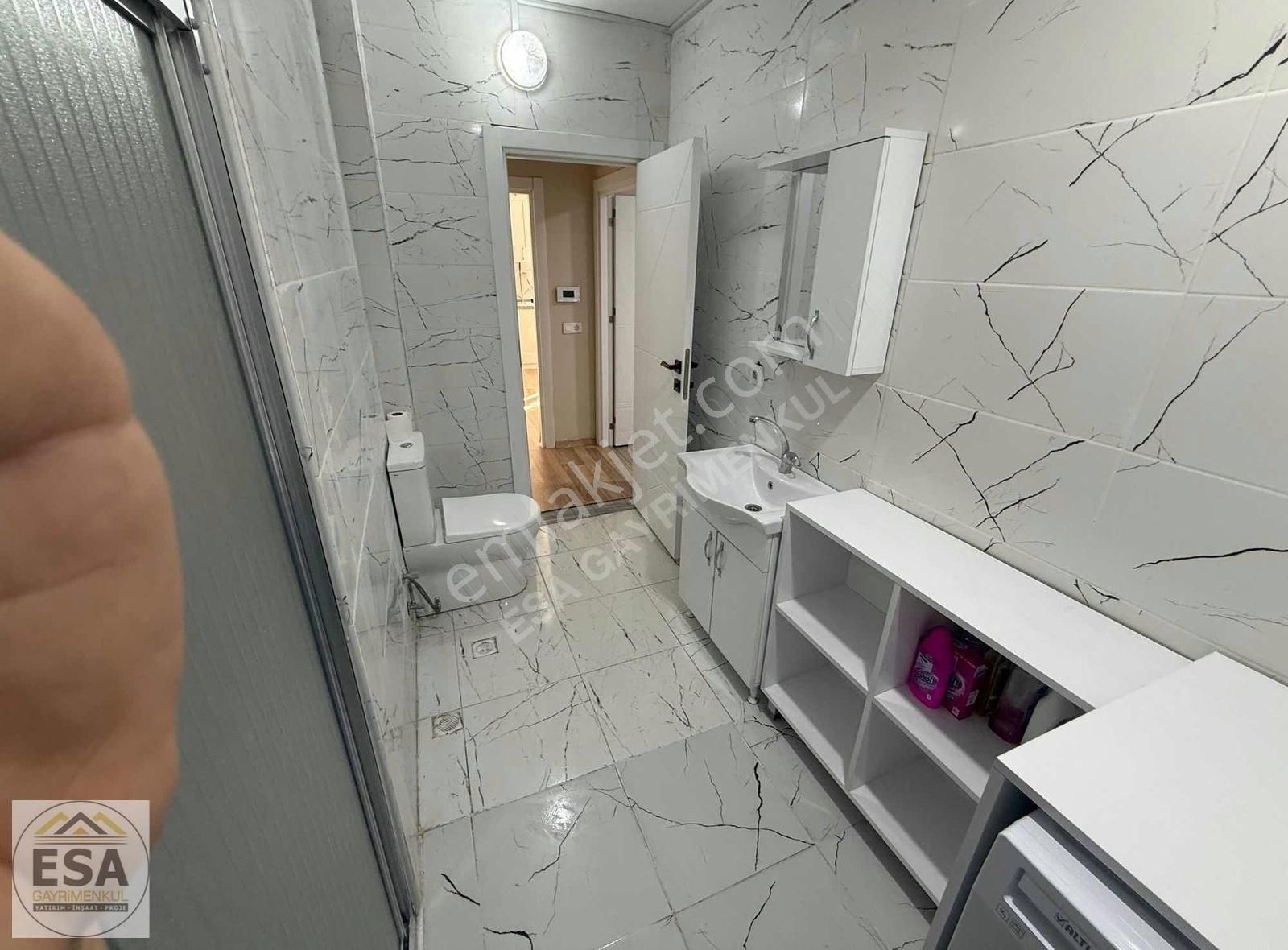 Esa Gayrimenkul'den Arnavutköy'de Full Eşyalı Kiralık Daire