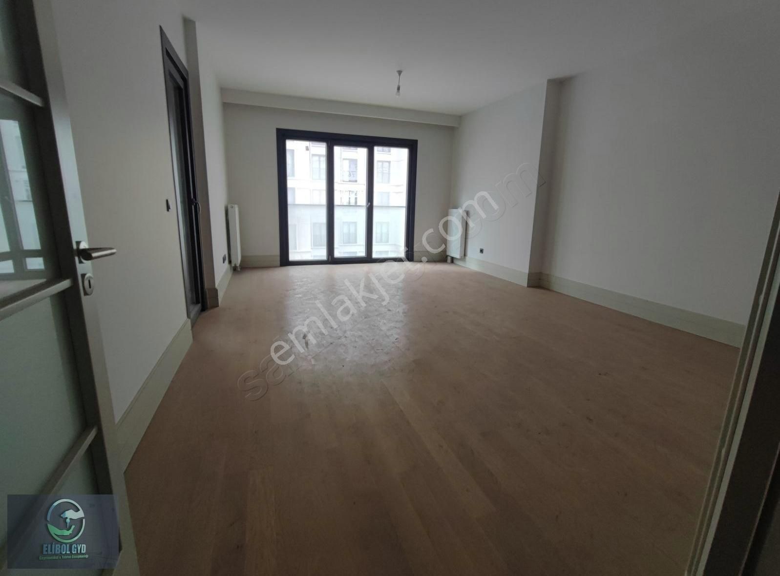 Locamahal 2+1,118 M² Boş ,peyzaj Manzaralı Şaheser Lüx Daire