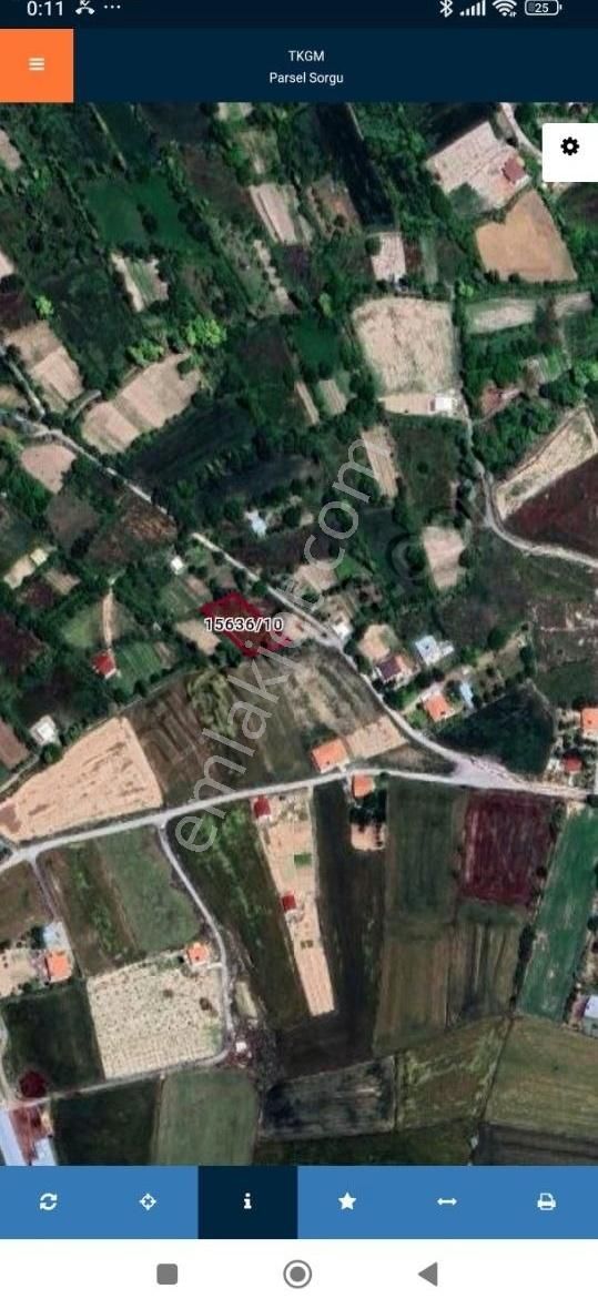 Gurpinarda 930 M2 Konum Avantajlı Bahçe