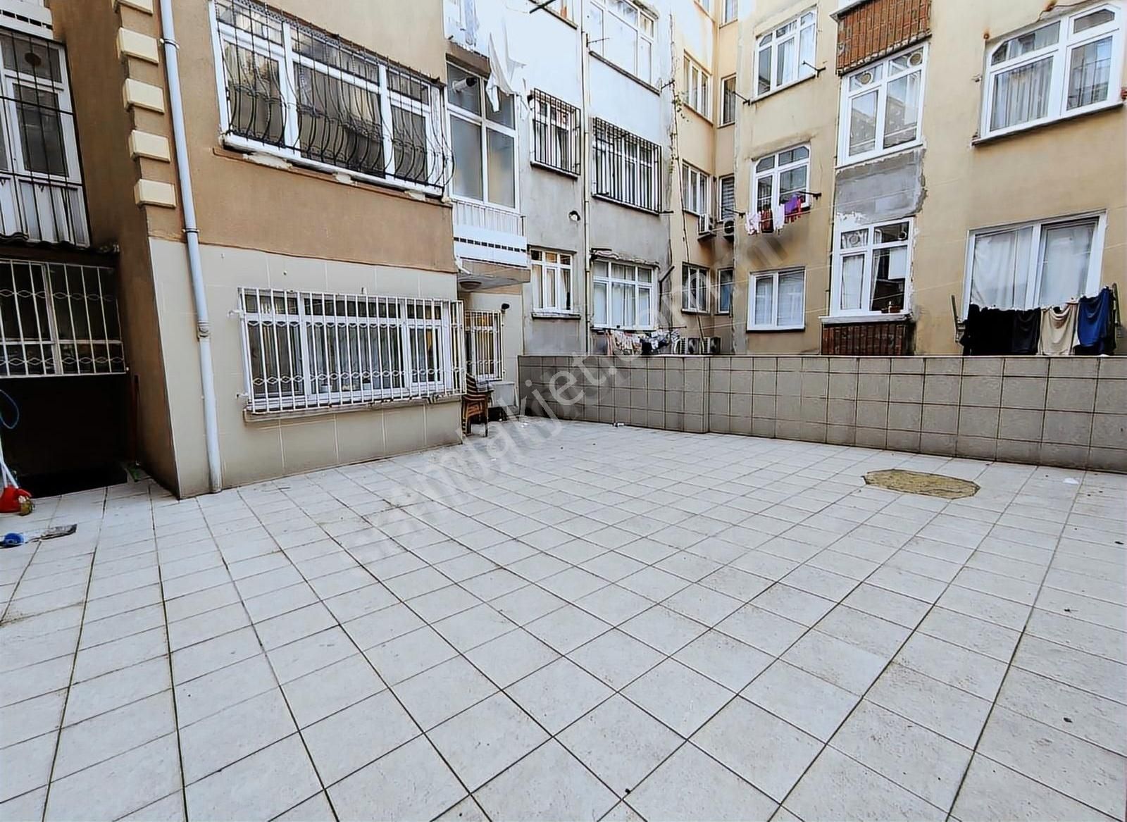 Aydınlık Temiz Geniş Bahçeli Daire