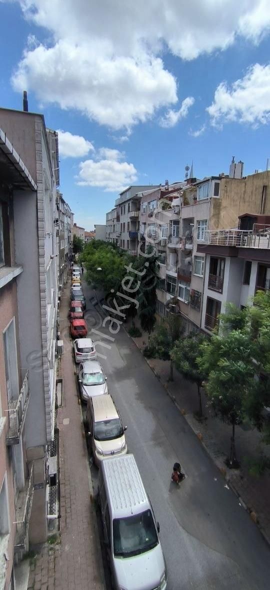 Merkezi Konumda Aydınlık Temiz Daire