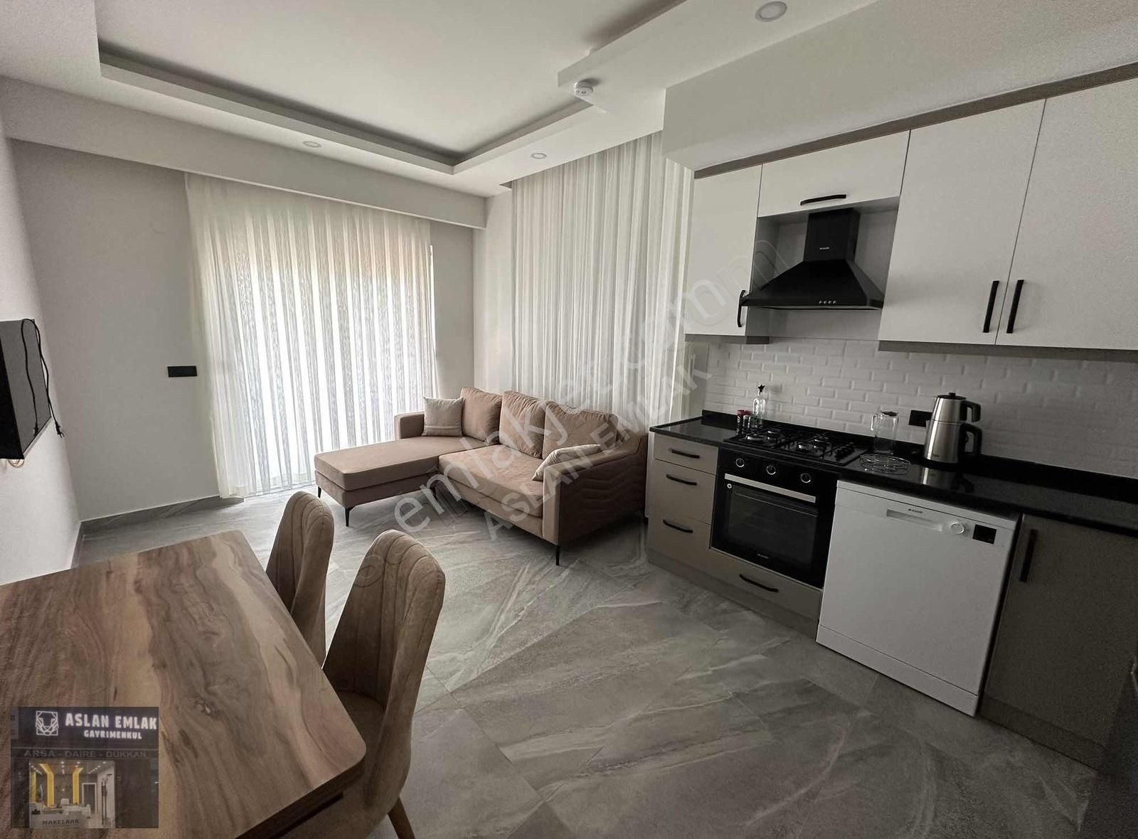 Aslan Emlak'tan Kiralık Havuzlu Eşyalı Sıfır Daire