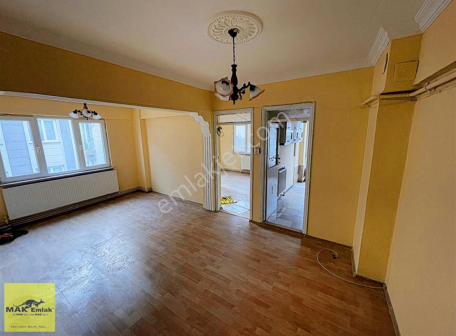 Sunullah Mahallesinde Satılık 2+1 Daire S 2730