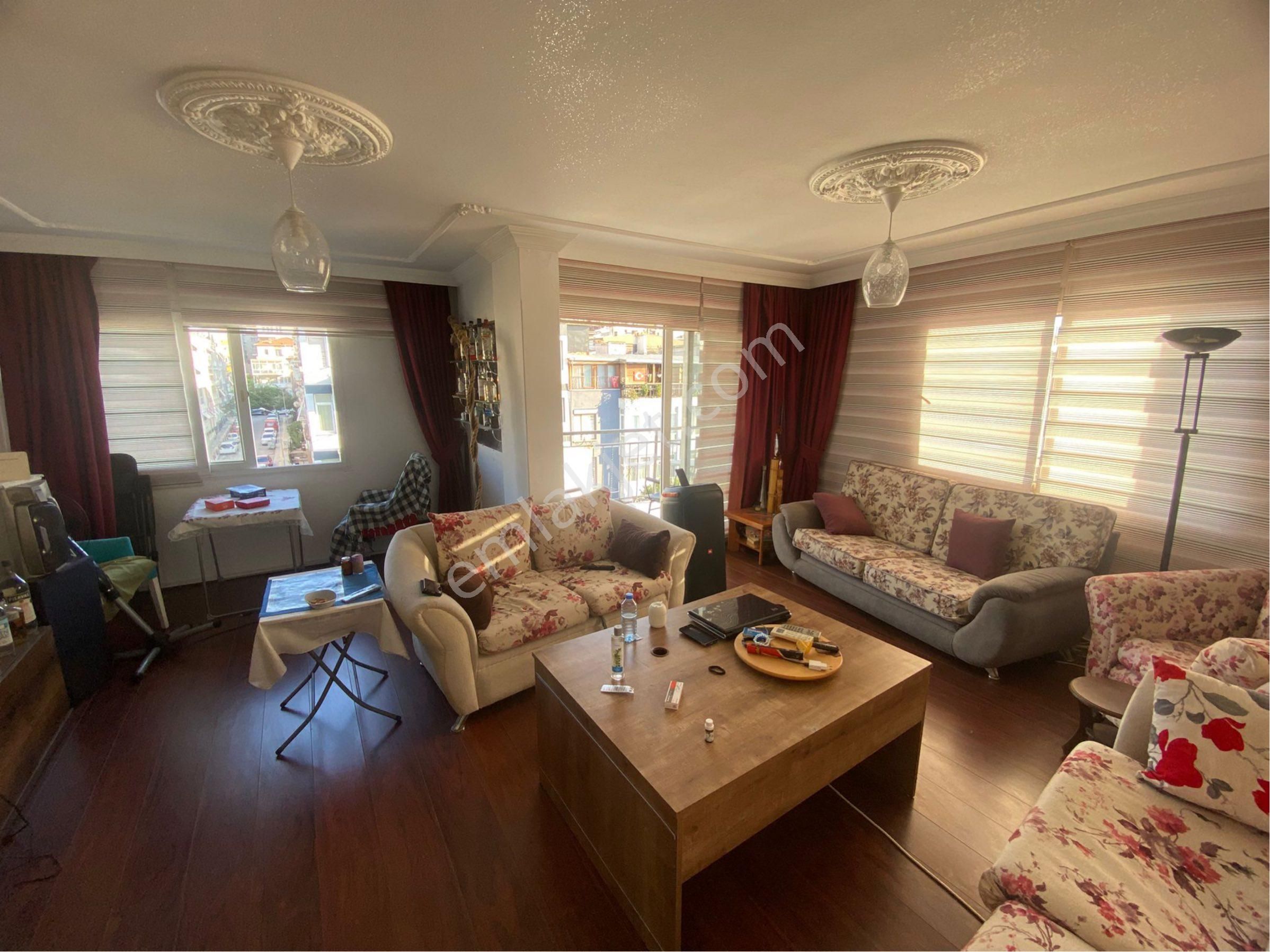 Mit Lojmanları Dibi Arakat Satılık 3+1 120 M2 Daire