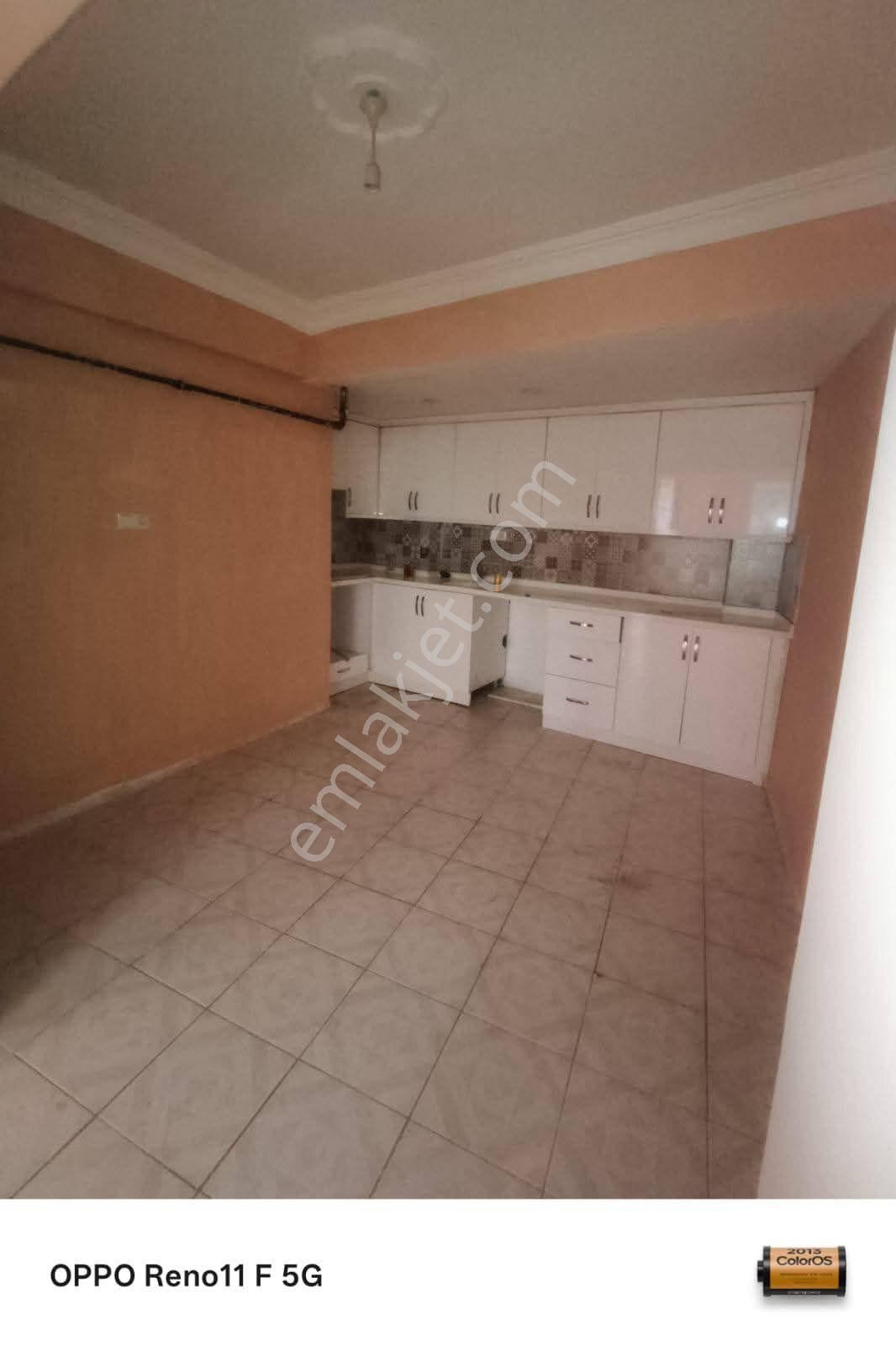 Gençbay Emlak'tan Samsun İlkadım Yenidoğan Mh De Satılık 2+1 Müstakil Girişli Daire