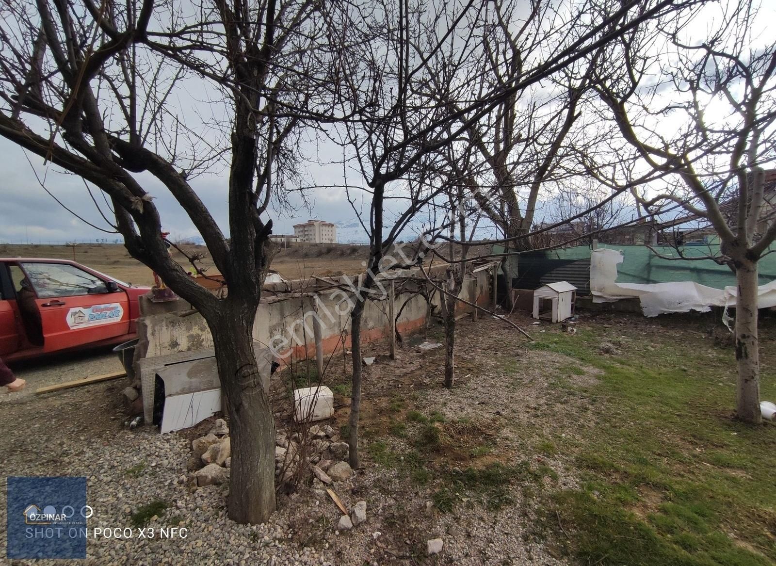 Özpınar,dan Saadetler M. Satılık Köşe Arsa-bahçe -ev 236 M2 2 Kat İmarlı - Görsel 8