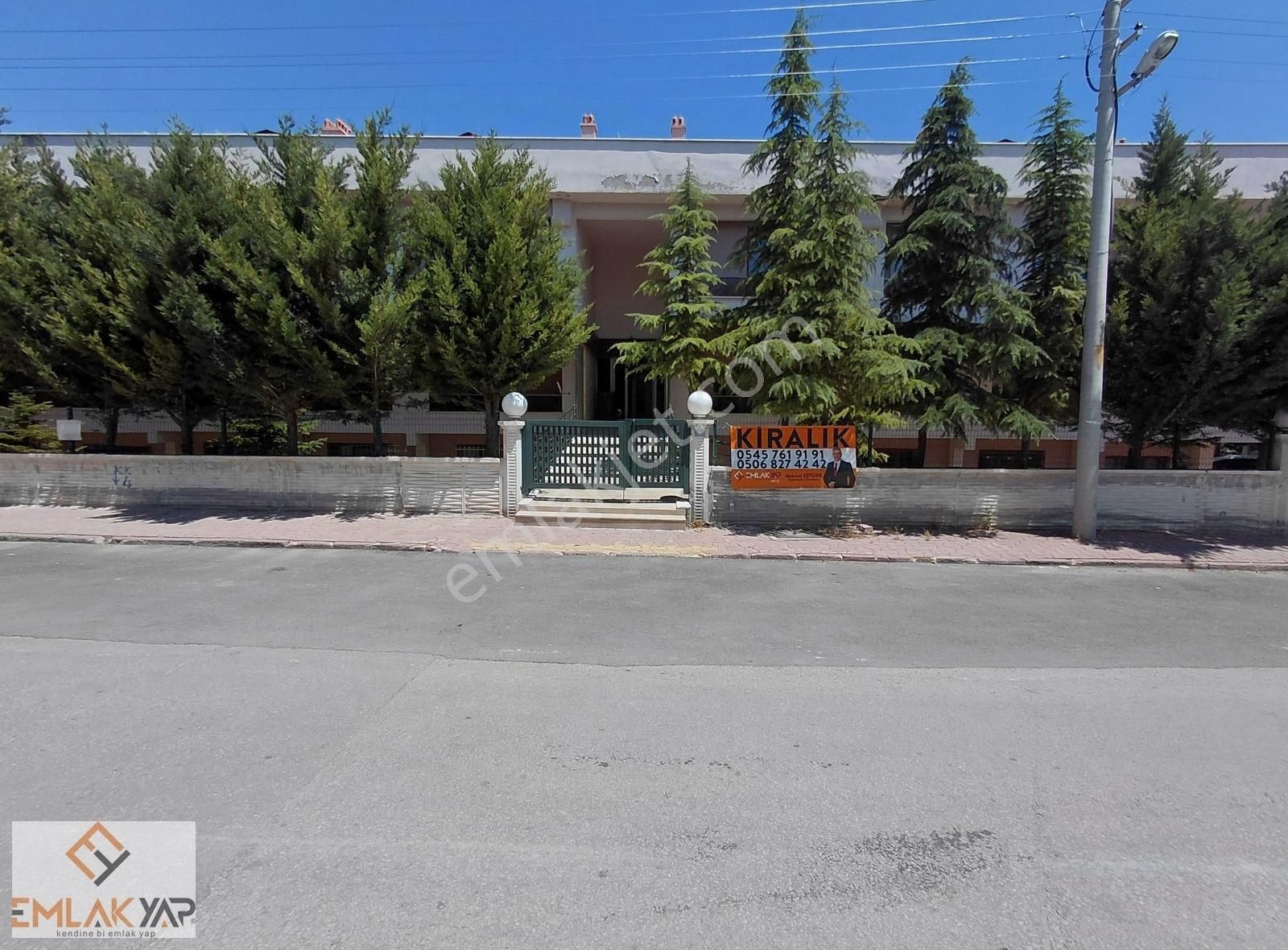 Emlakyaptan Meram Tıp Civarı 1+1 Eşyalı Kiralık Daire