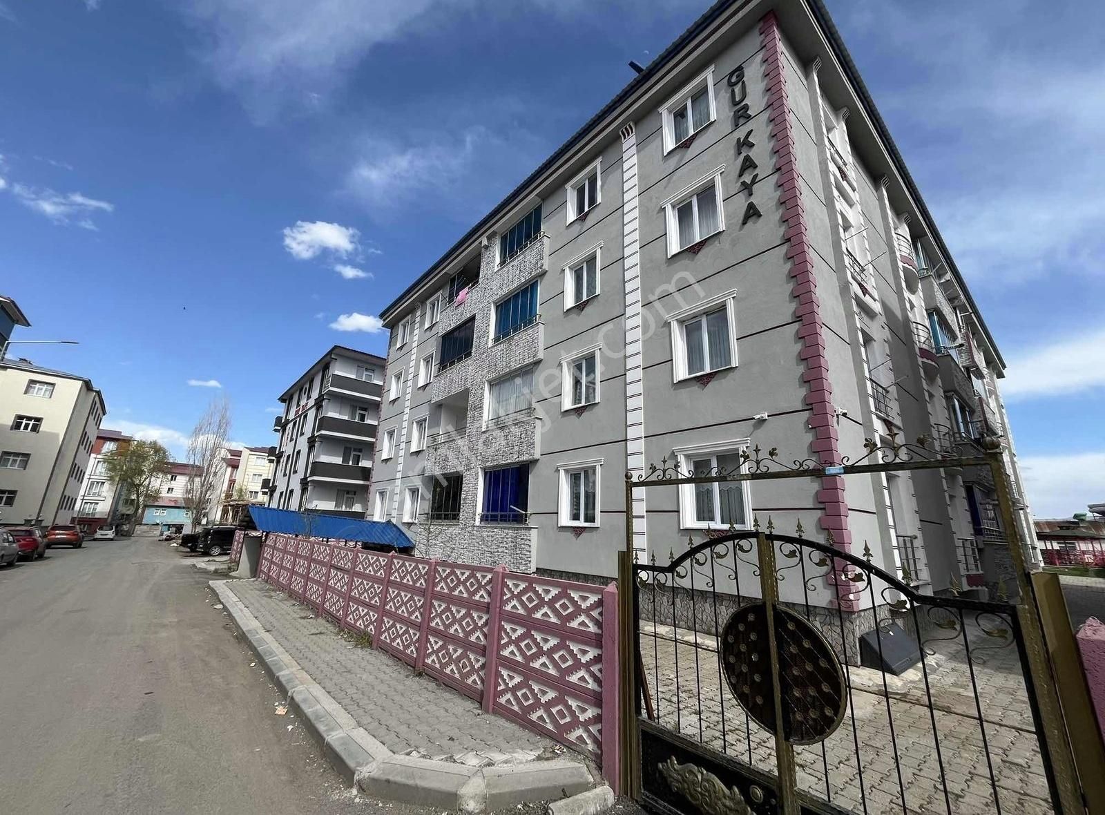 Kars Pusula Emlaktan Satılık 3+1 Daire
