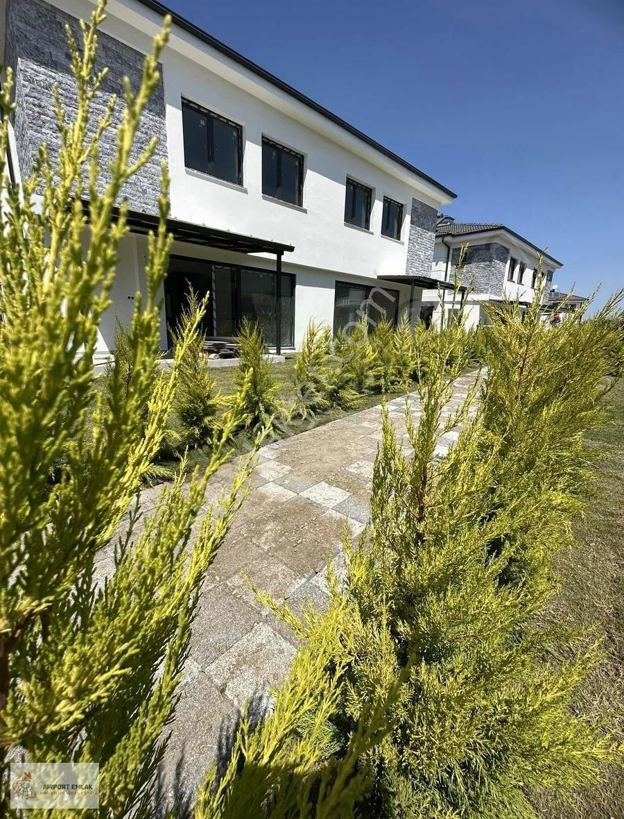 Muğla - Dalaman - Karaçalı Mah.'de 3+1 Villa