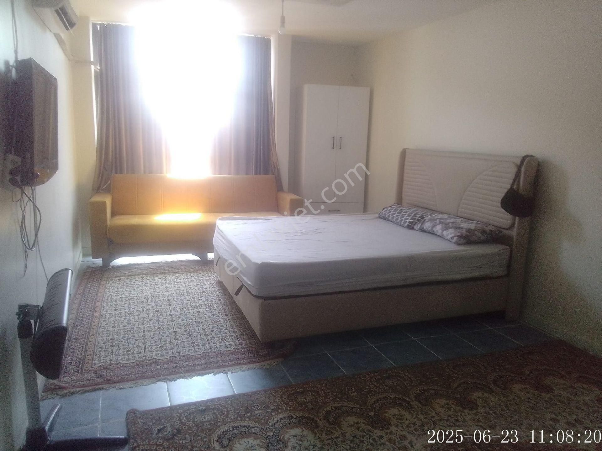 Çarşı Merkez De Eşyalı Stüdyo Daire Kaçmaz