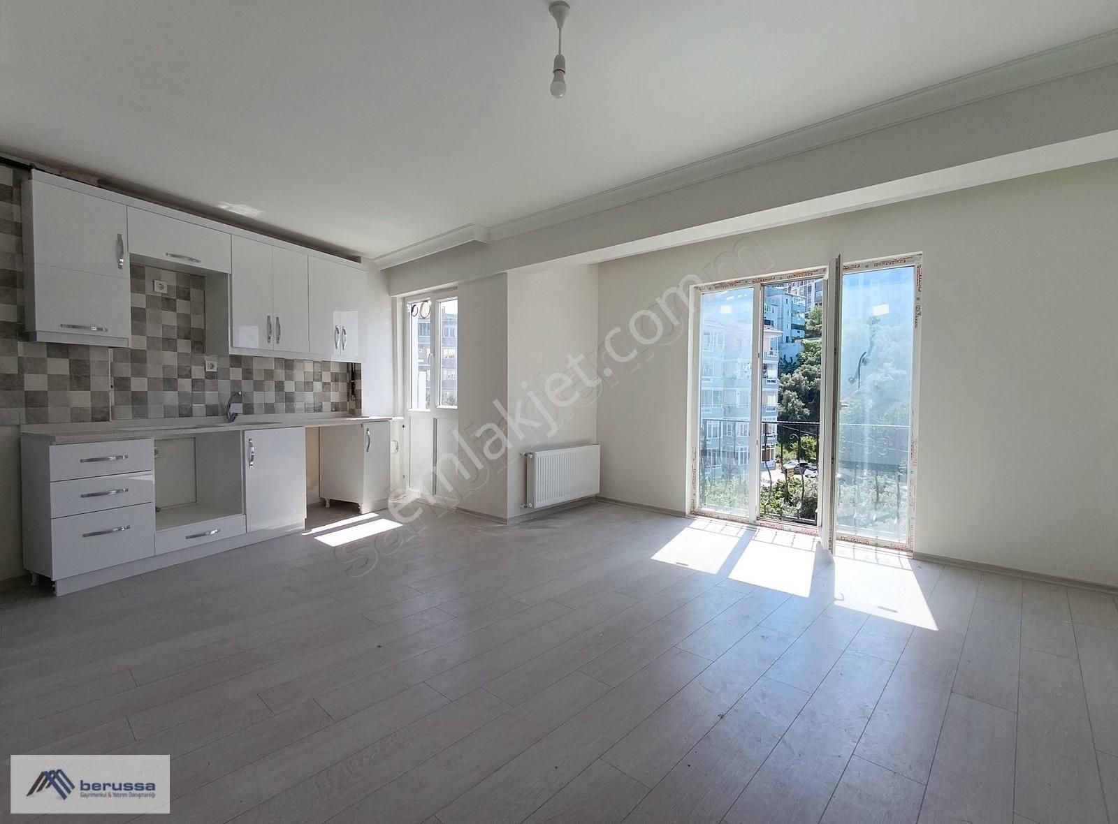 Bursa Mudanya Halitpaşa 1+1 Kiralık Daire