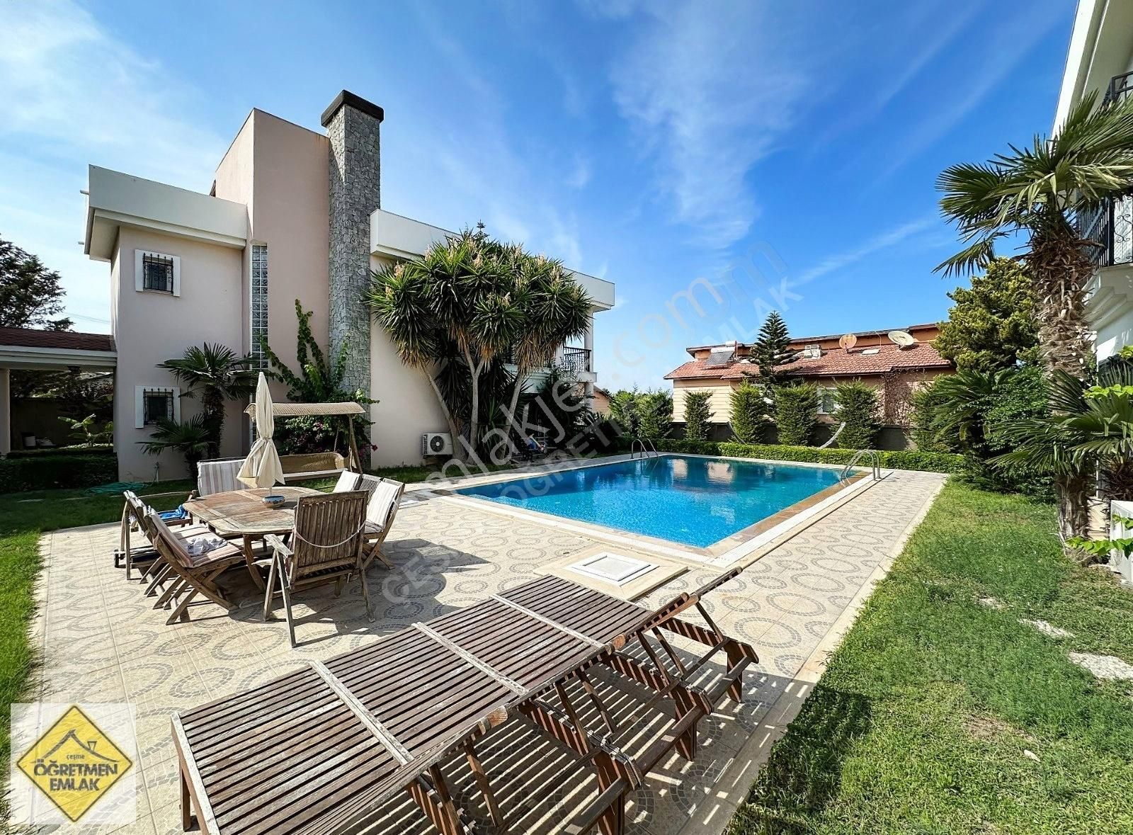 Çeşme Boyalıkta Plaja Sadece 200m Uzaklıkta Tam Müstakil Villa - Görsel 8