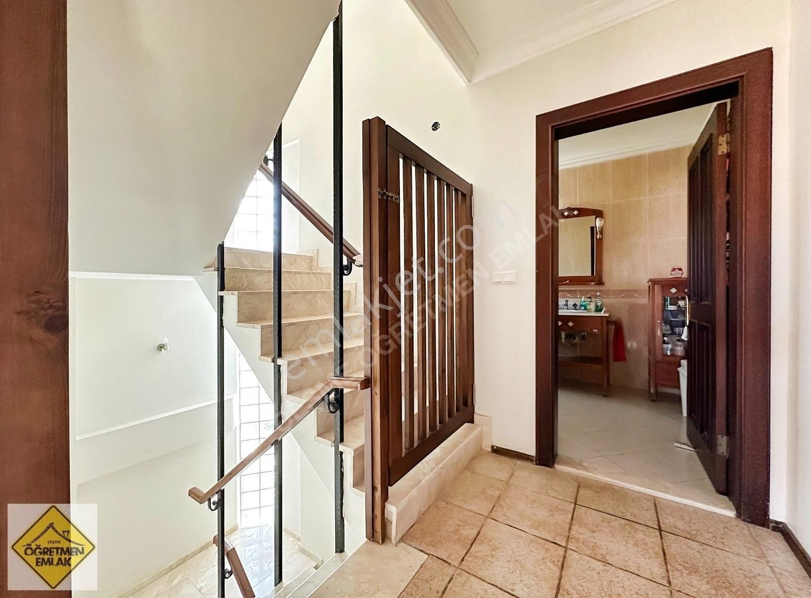 Çeşme Boyalıkta Plaja Sadece 200m Uzaklıkta Tam Müstakil Villa - Görsel 15