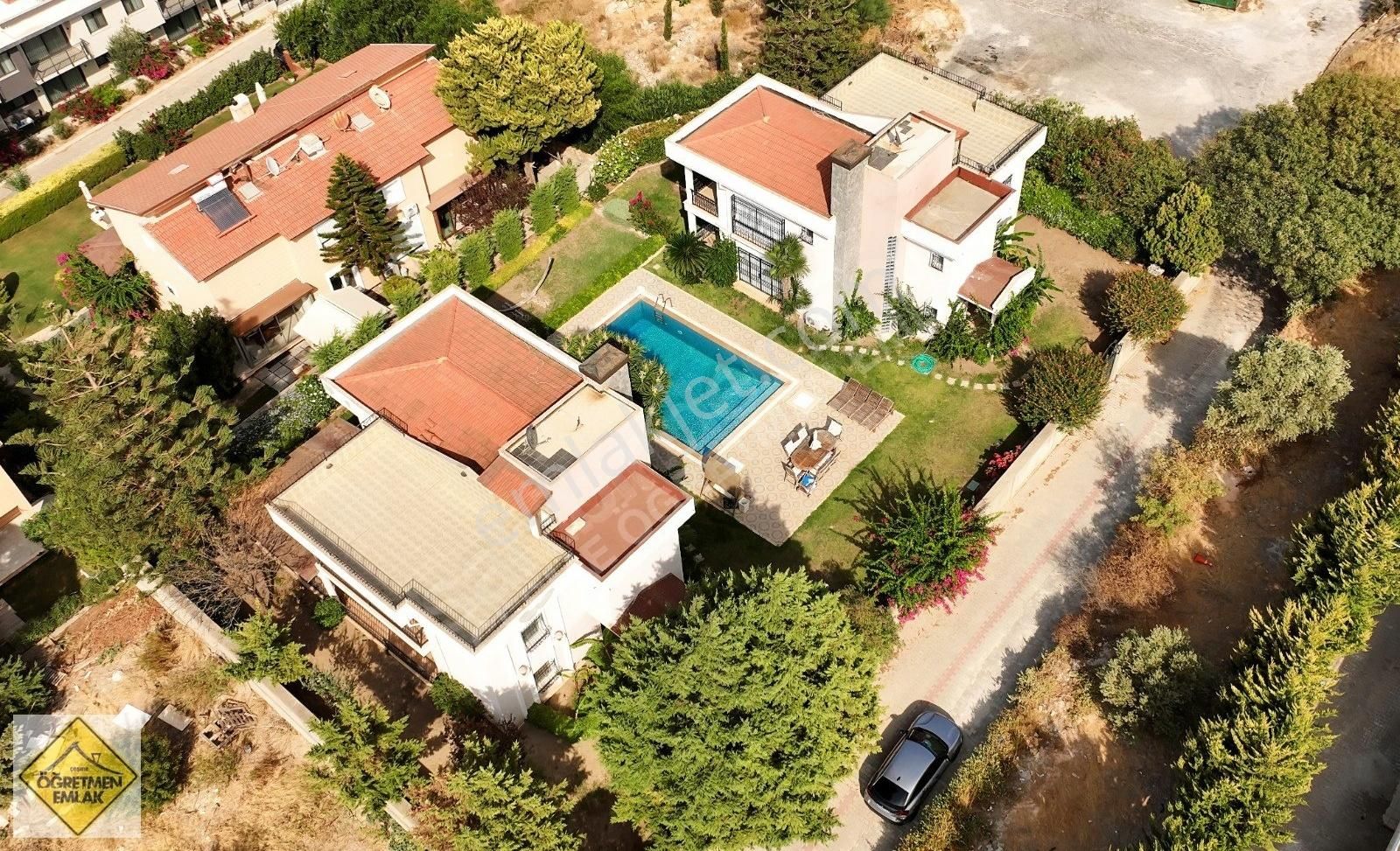 Çeşme Boyalıkta Plaja Sadece 200m Uzaklıkta Tam Müstakil Villa - Görsel 24