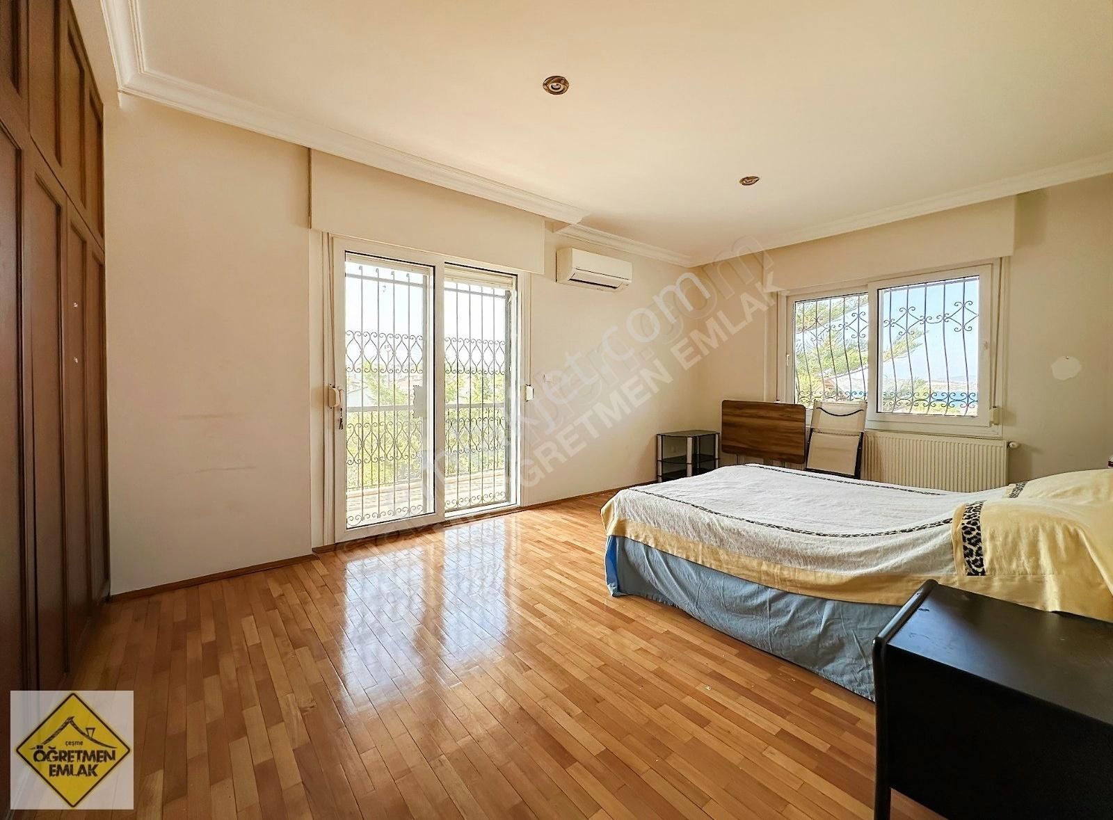 Çeşme Boyalıkta Plaja Sadece 200m Uzaklıkta Tam Müstakil Villa - Görsel 27