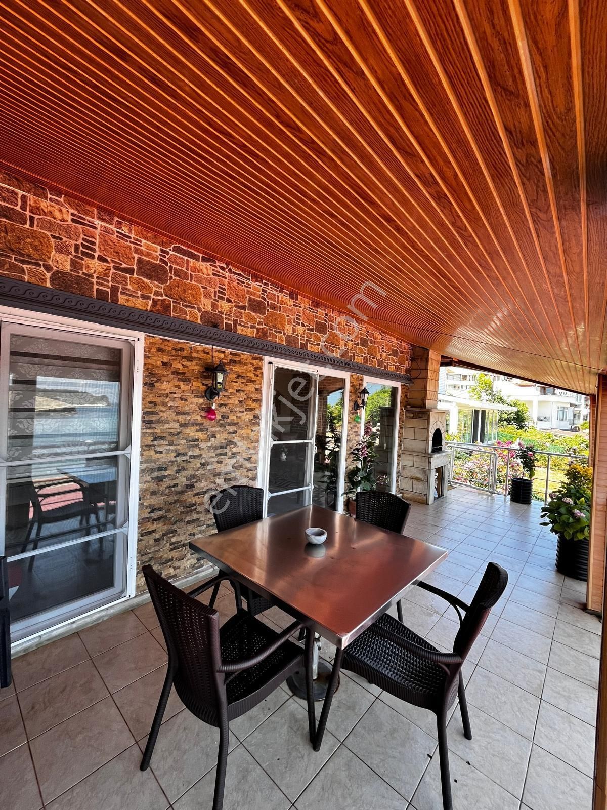 Kandıra Seyrek Sahilinde Deniz Manzaralı Günlük Kiralık Müstakil Tatilevi - Görsel 12