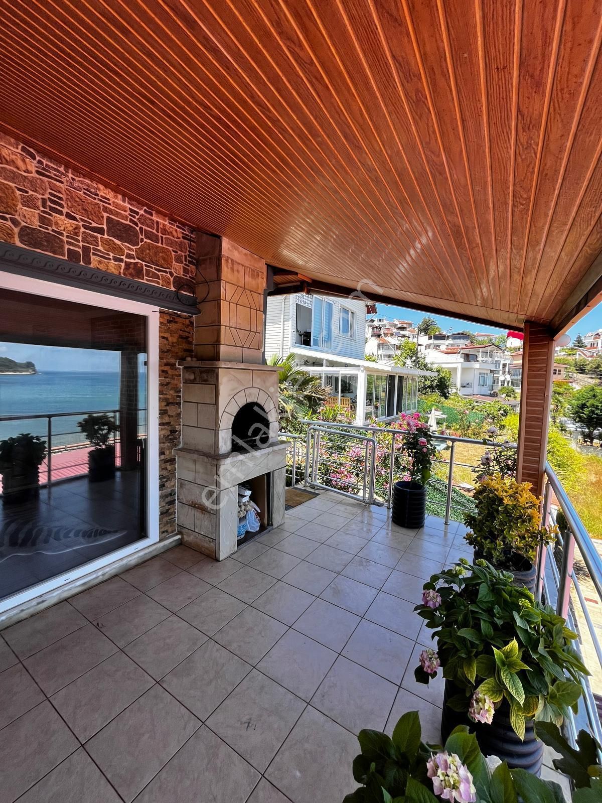 Kandıra Seyrek Sahilinde Deniz Manzaralı Günlük Kiralık Müstakil Tatilevi - Görsel 2