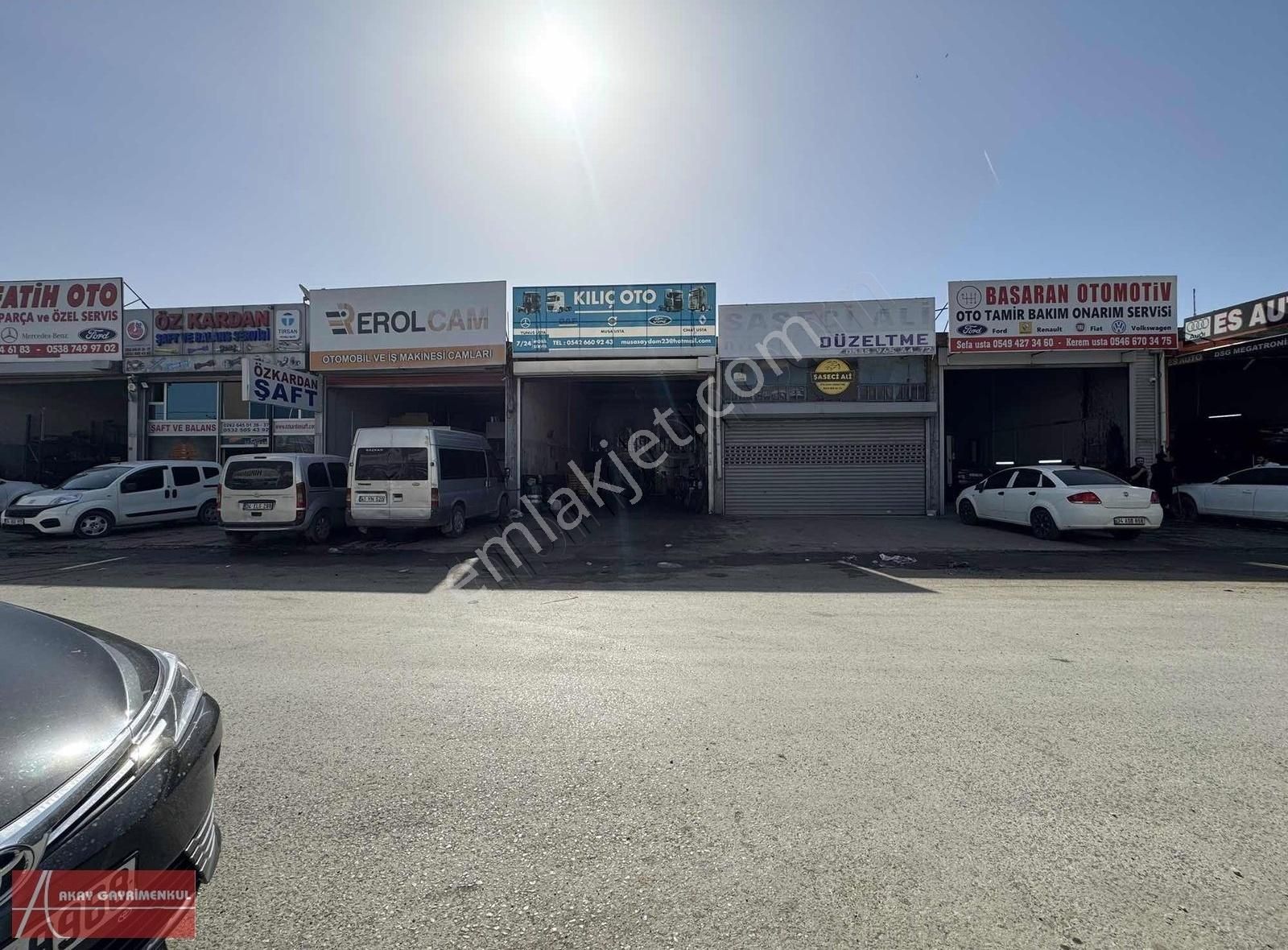Gebze Koca Beton Sanayi Sitesi İşbankası Karşısında 100m²dükkan