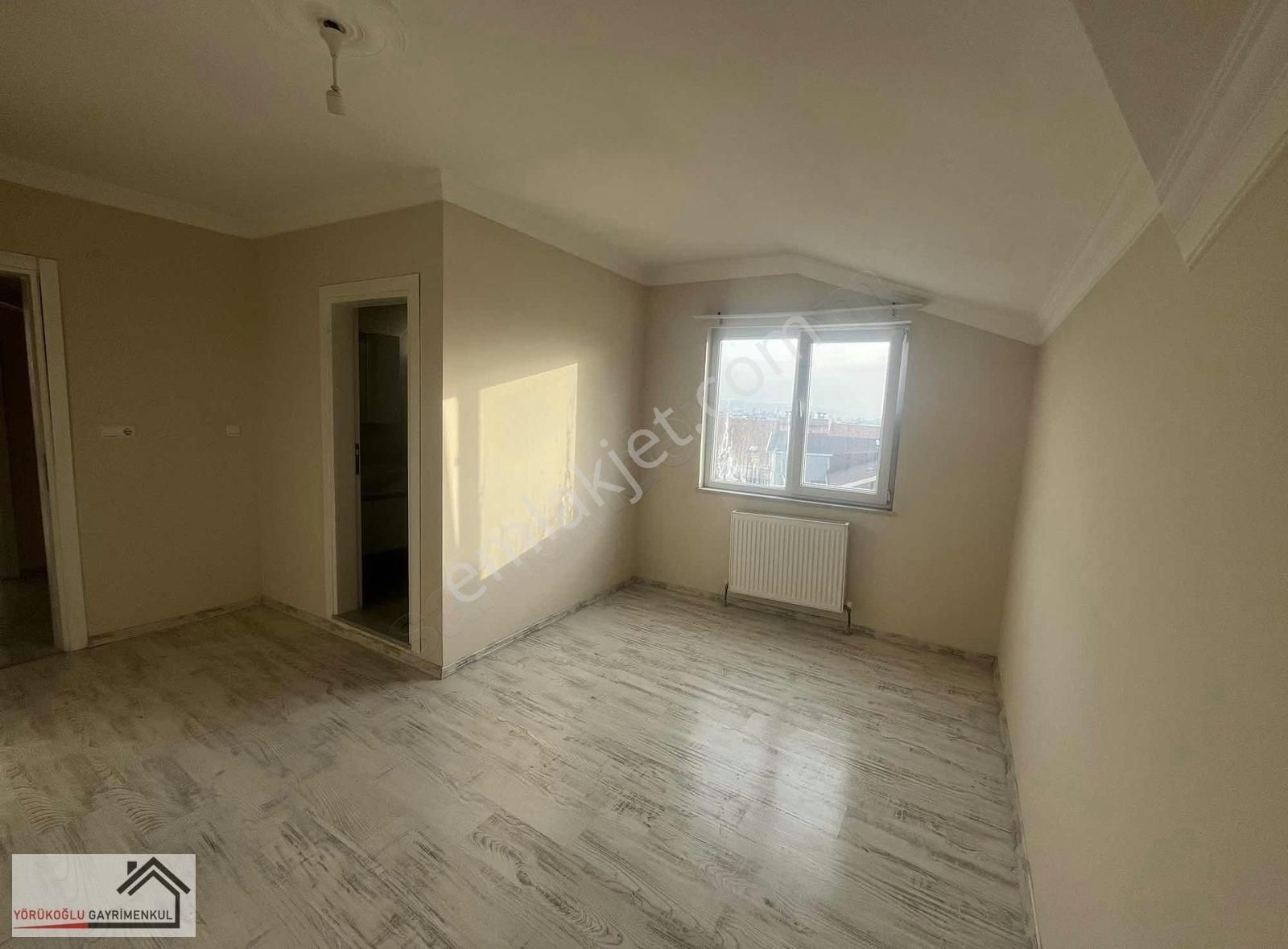 Akpınar Mahallesinde Metroya Yakın Kiralık 3+1 Dublex Daire